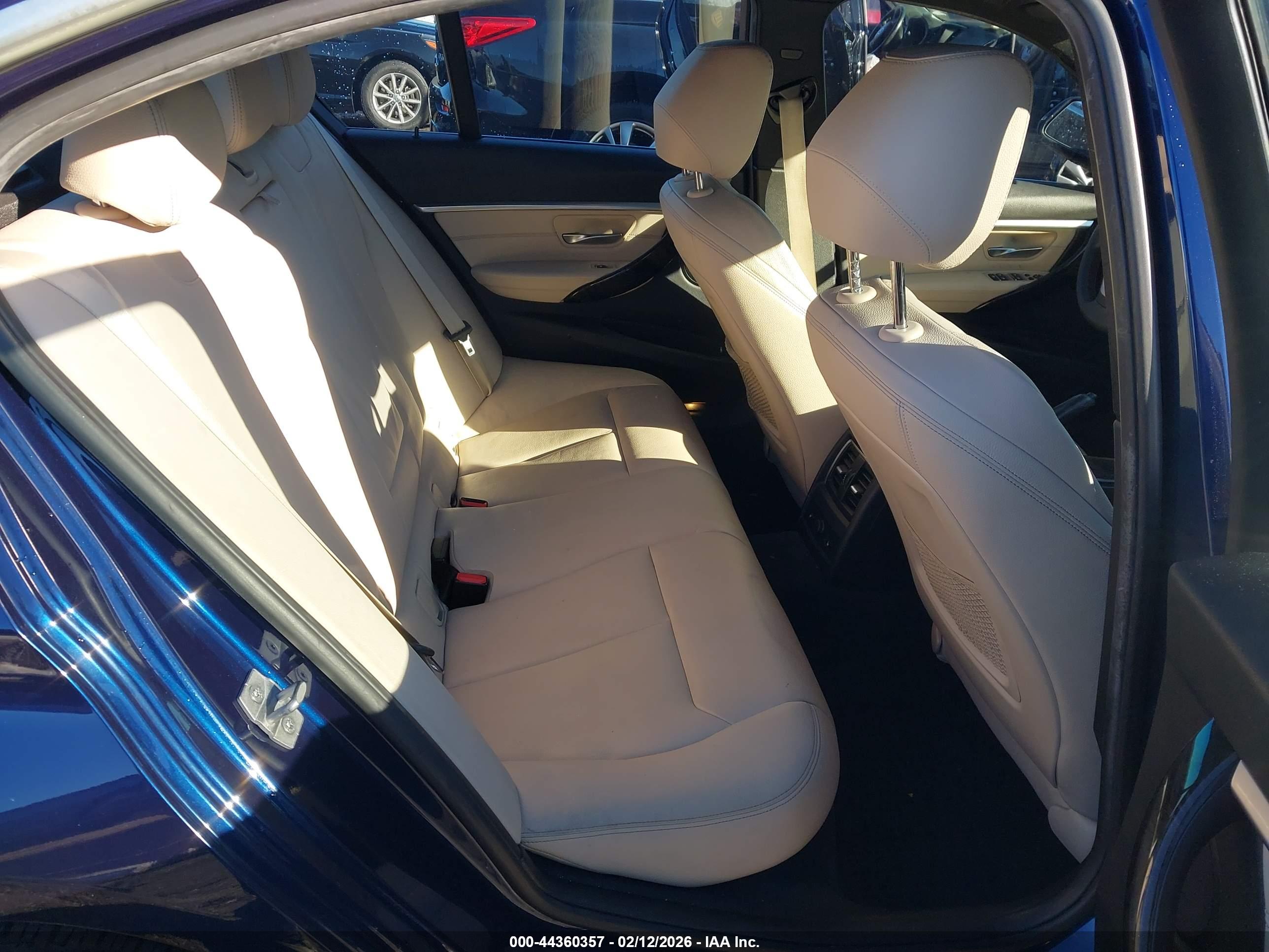 BMW 330I image 8