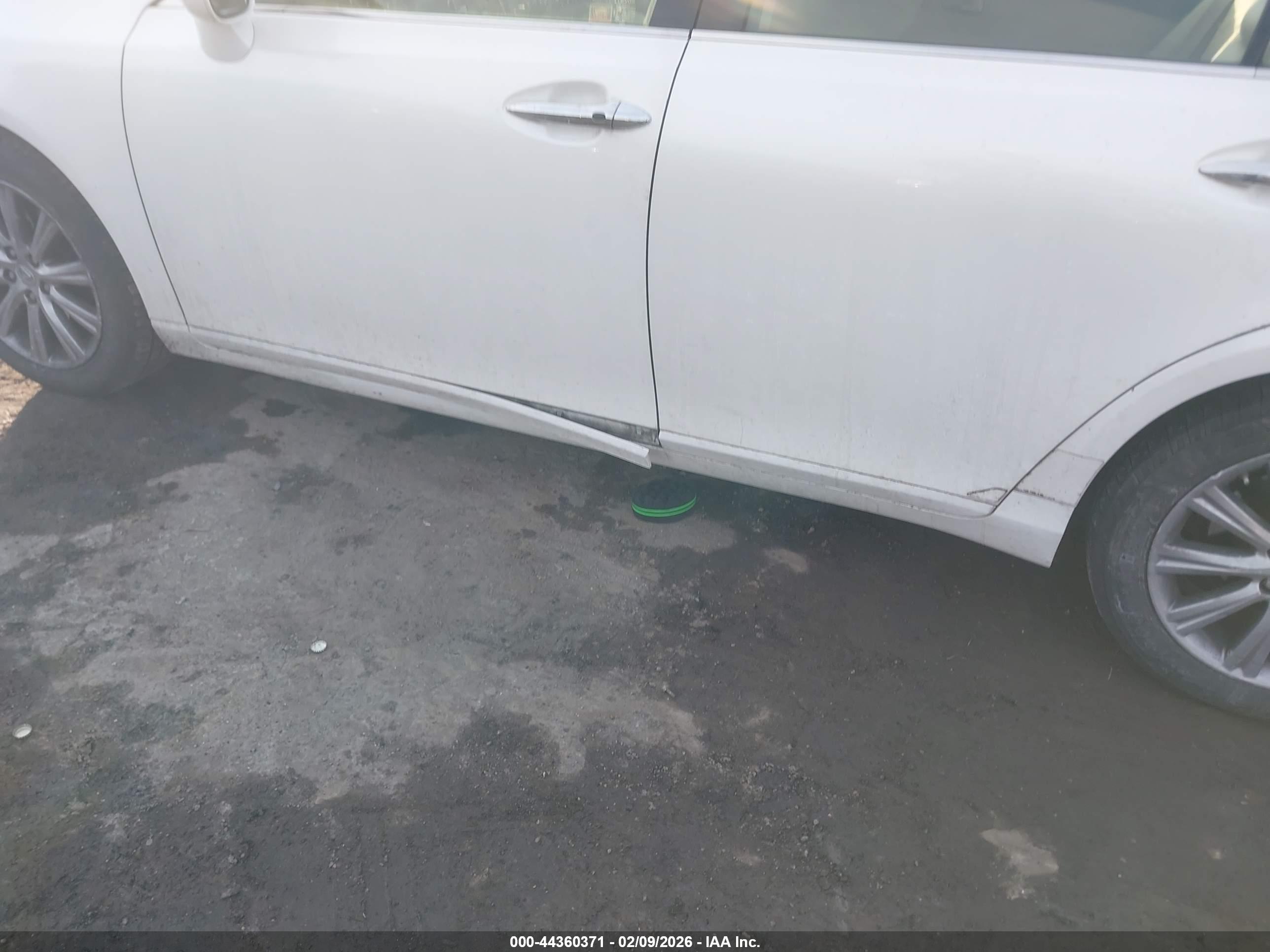 LEXUS ES image 6