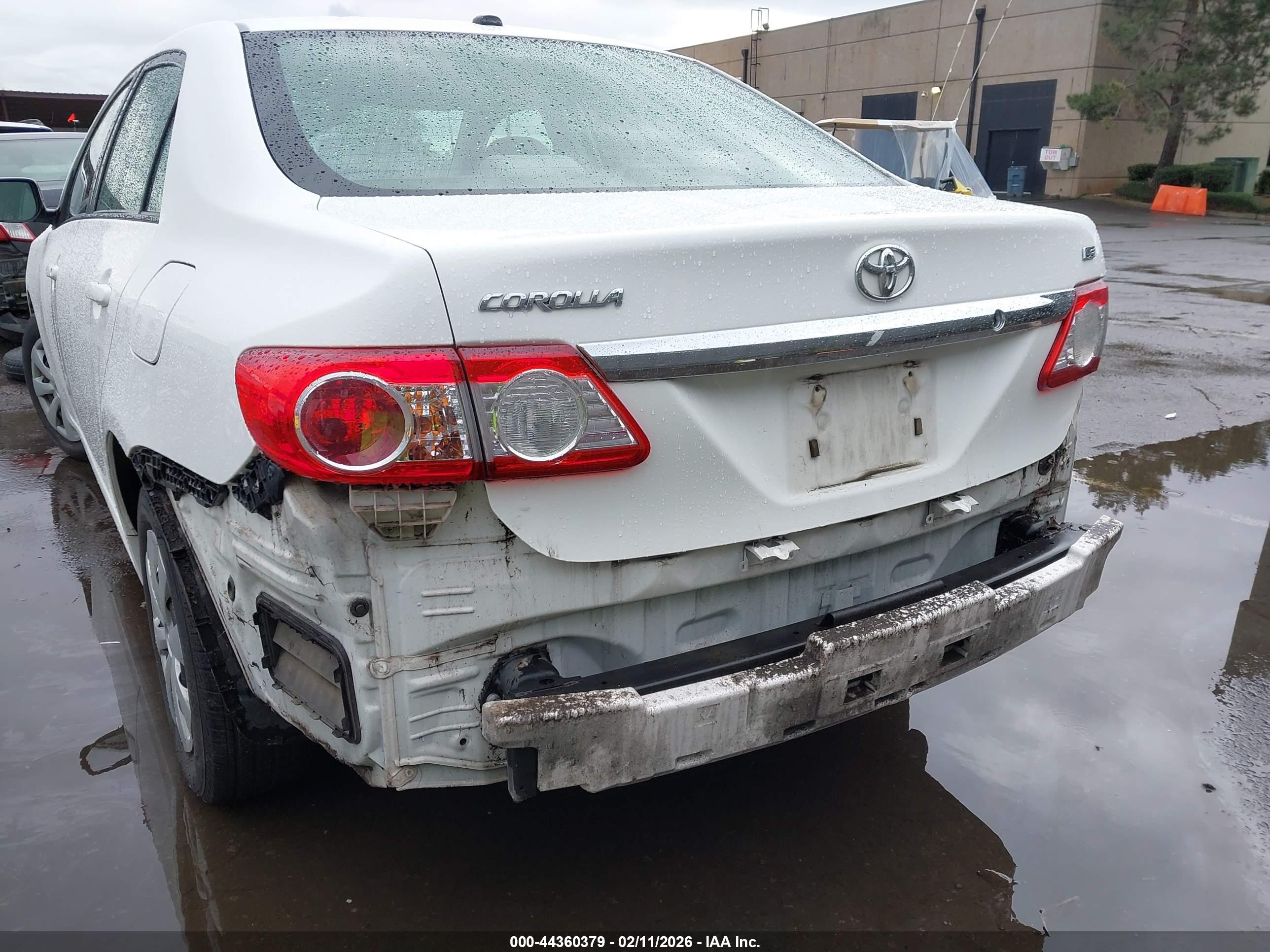 TOYOTA COROLLA image 6