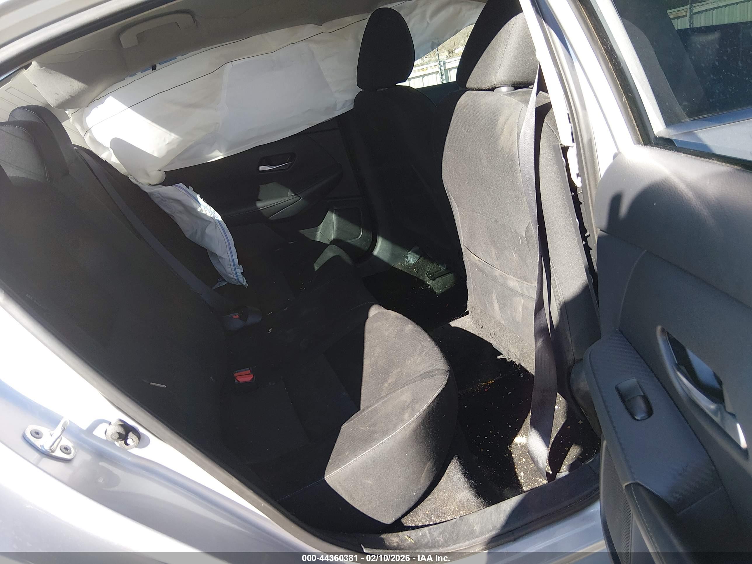 NISSAN SENTRA image 8