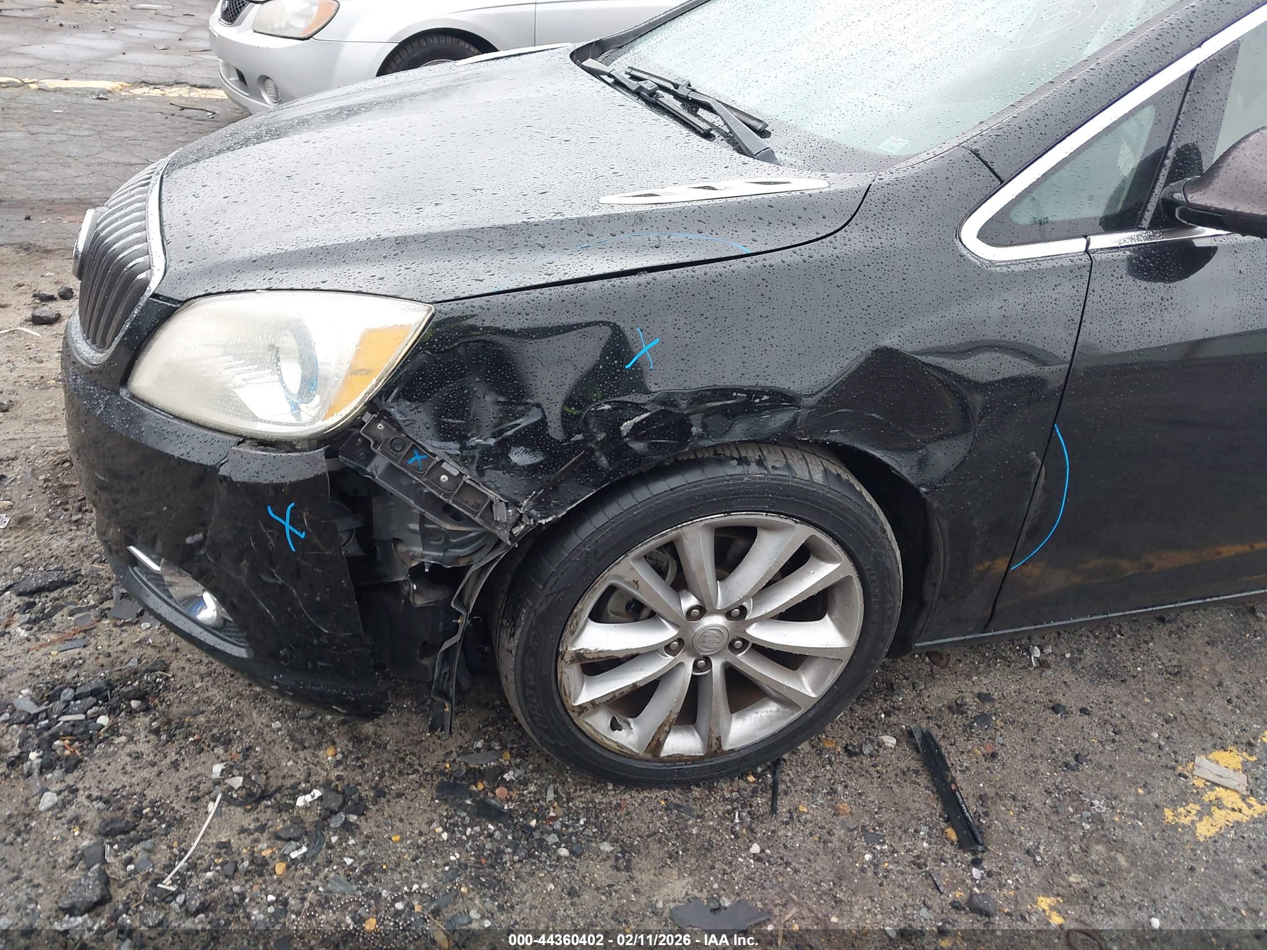 BUICK VERANO image 6