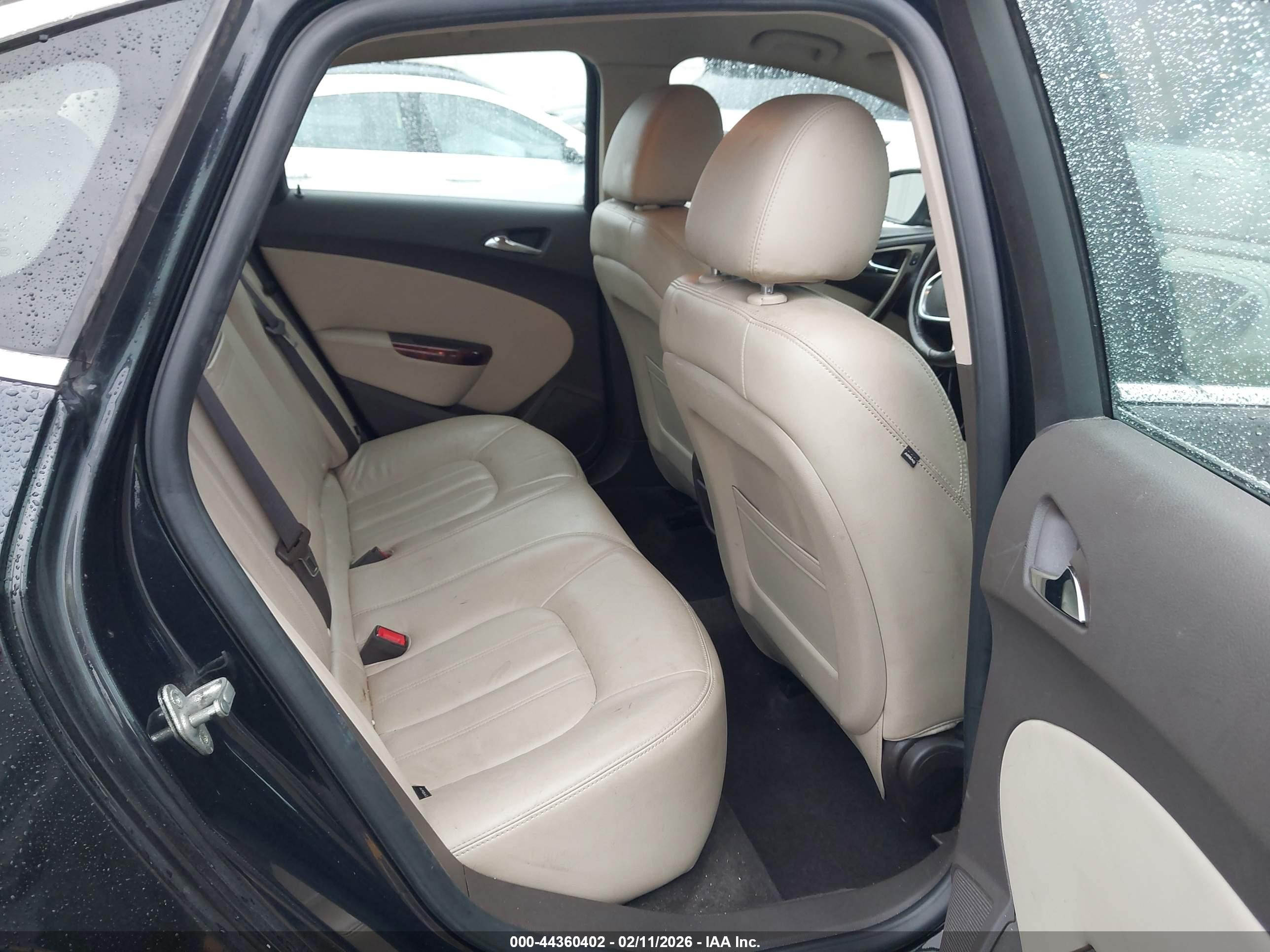 BUICK VERANO image 8