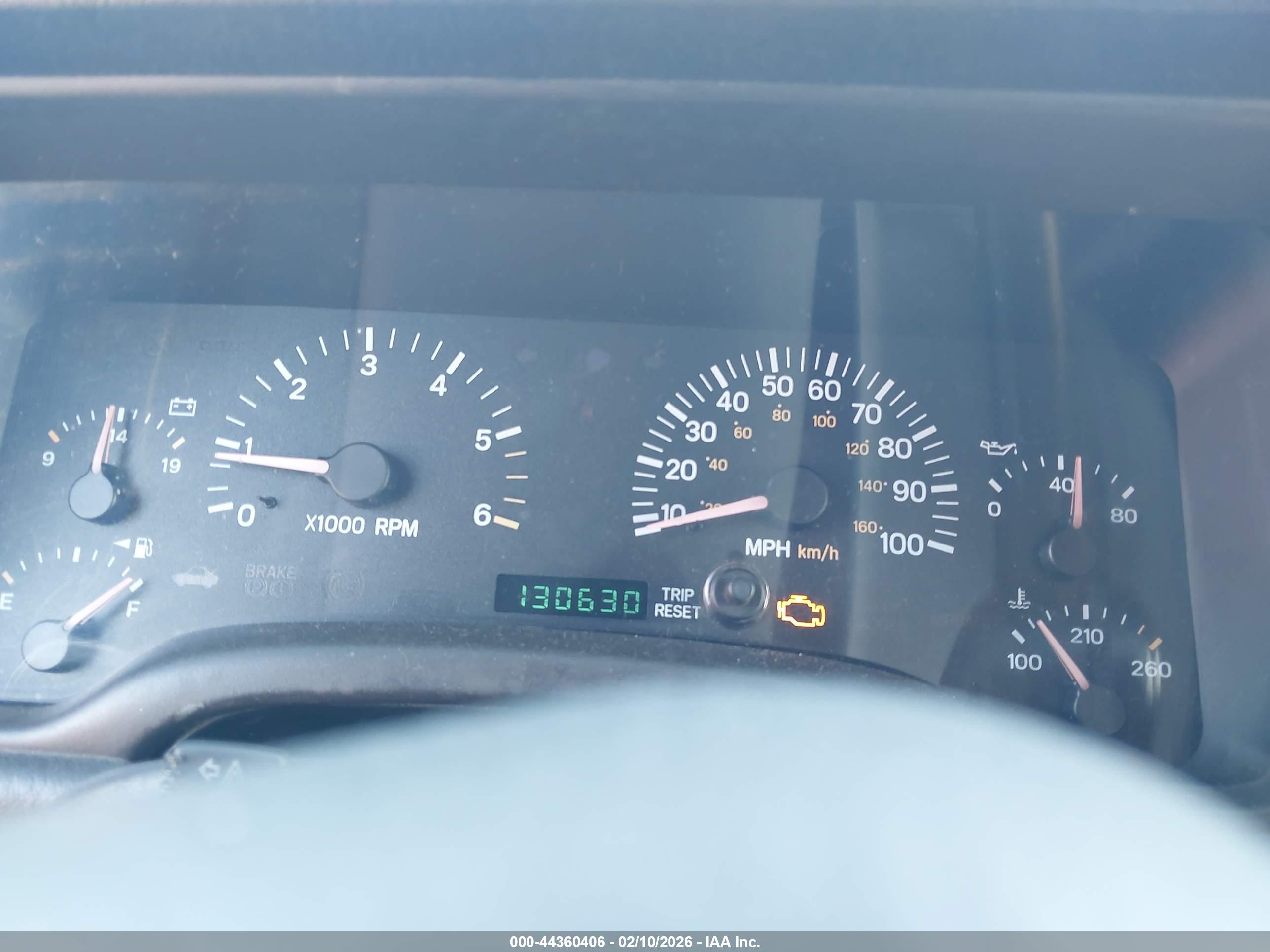 JEEP CHEROKEE image 7
