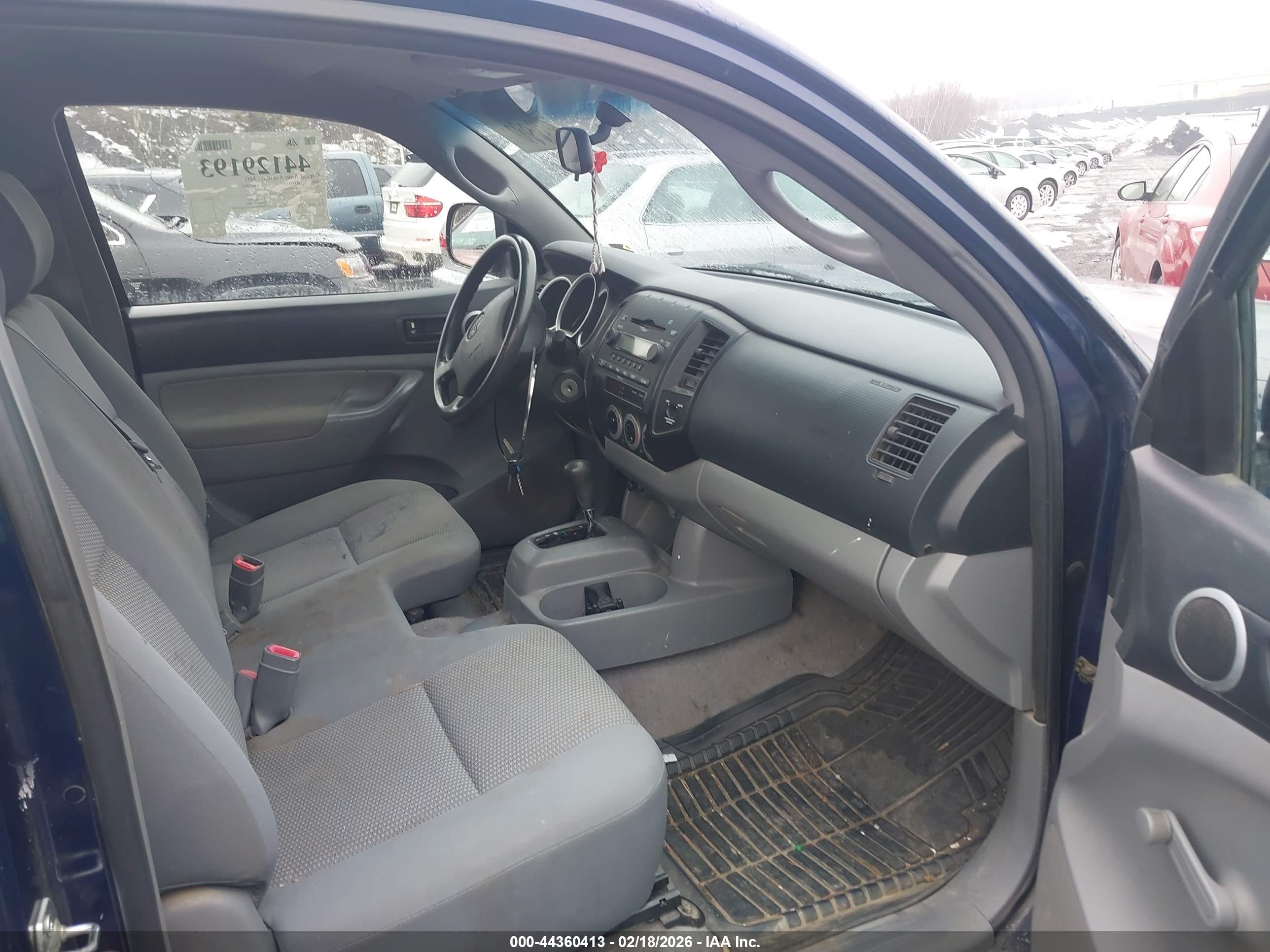 TOYOTA TACOMA image 5