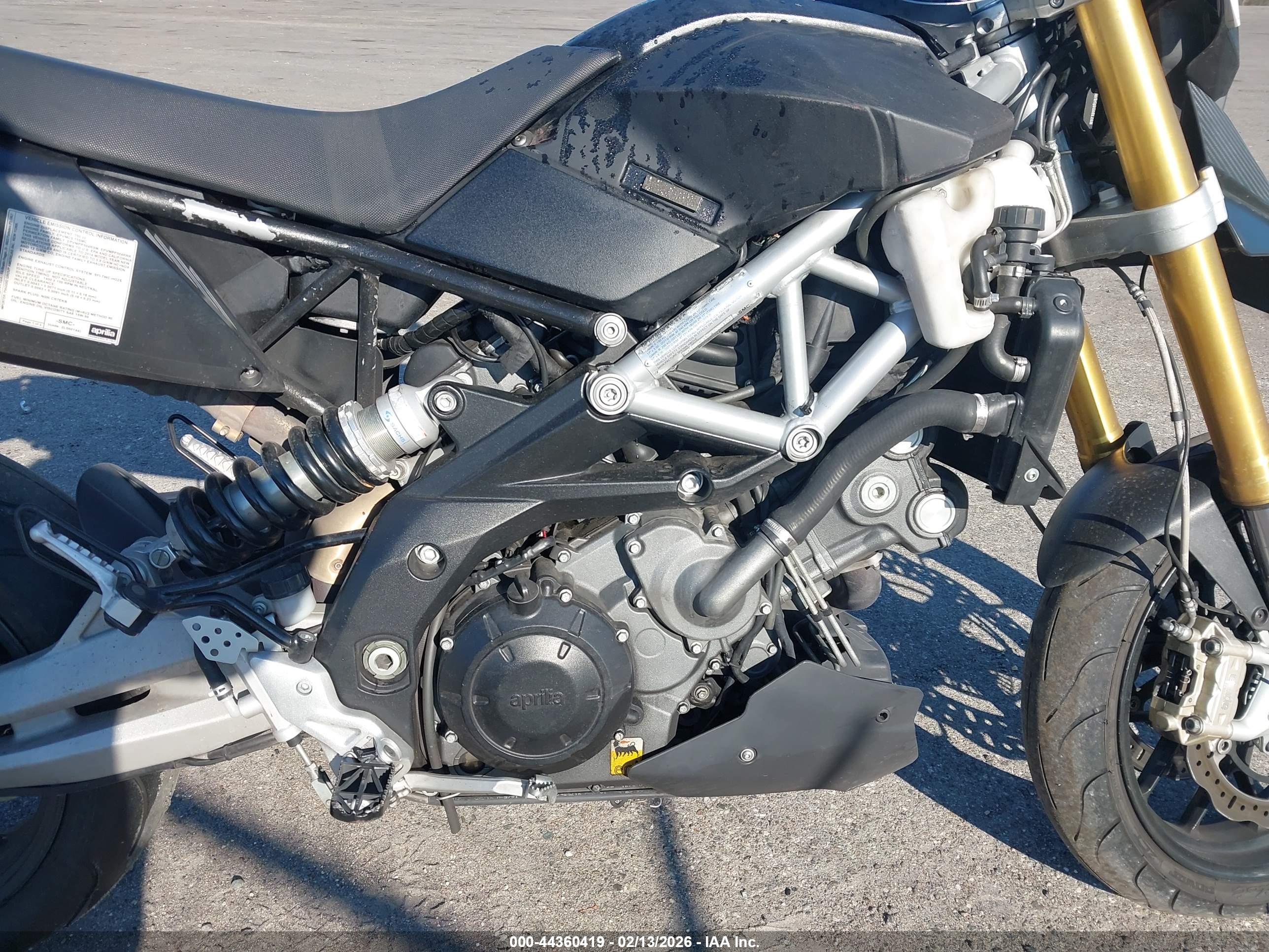 APRILIA DORSODURO image 8