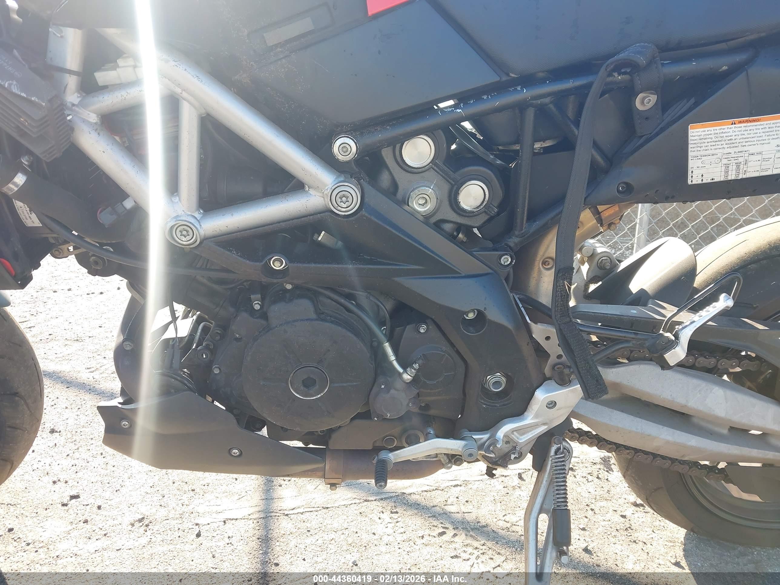 APRILIA DORSODURO image 9