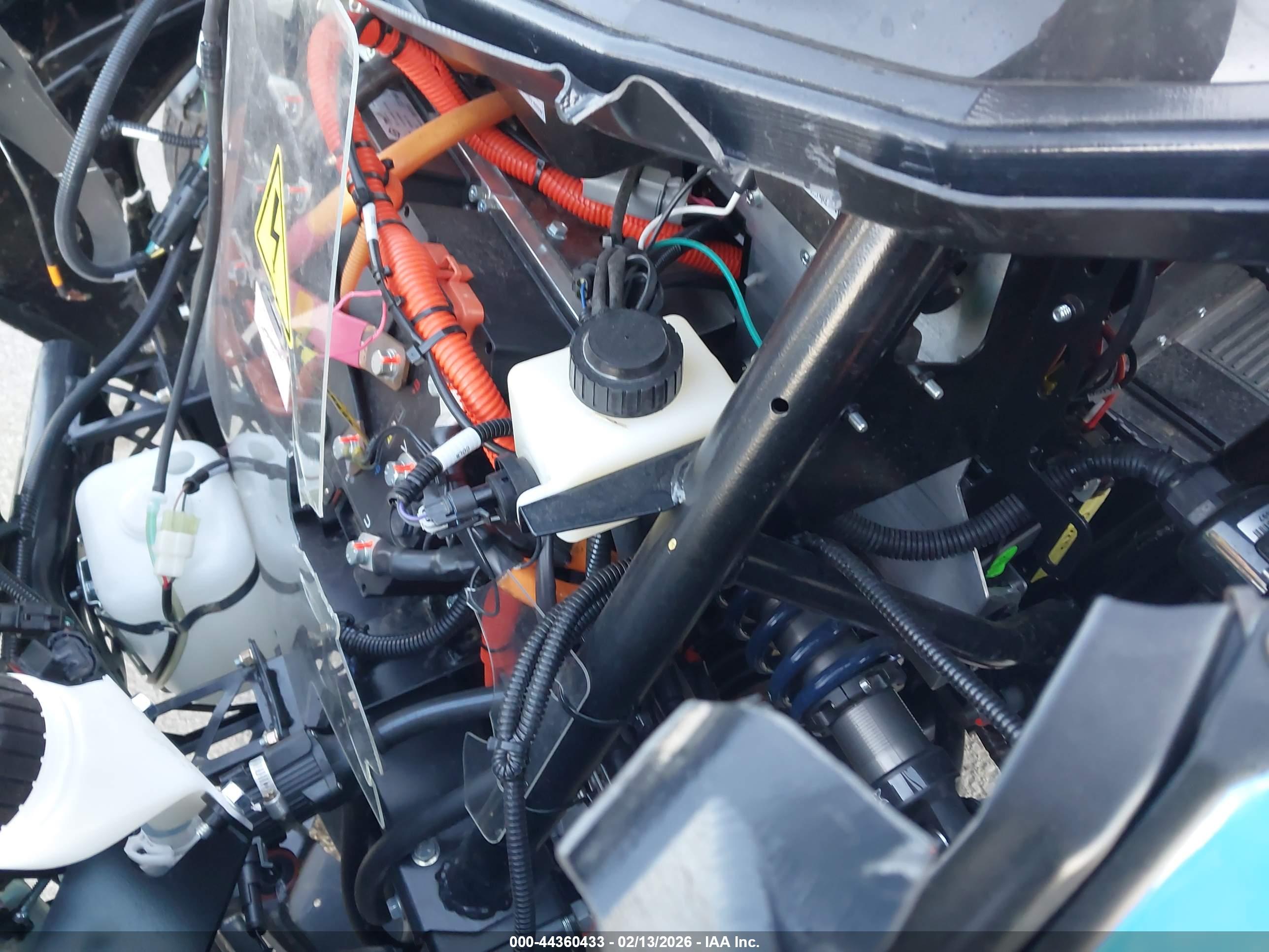ARCIMOTO FUV image 9