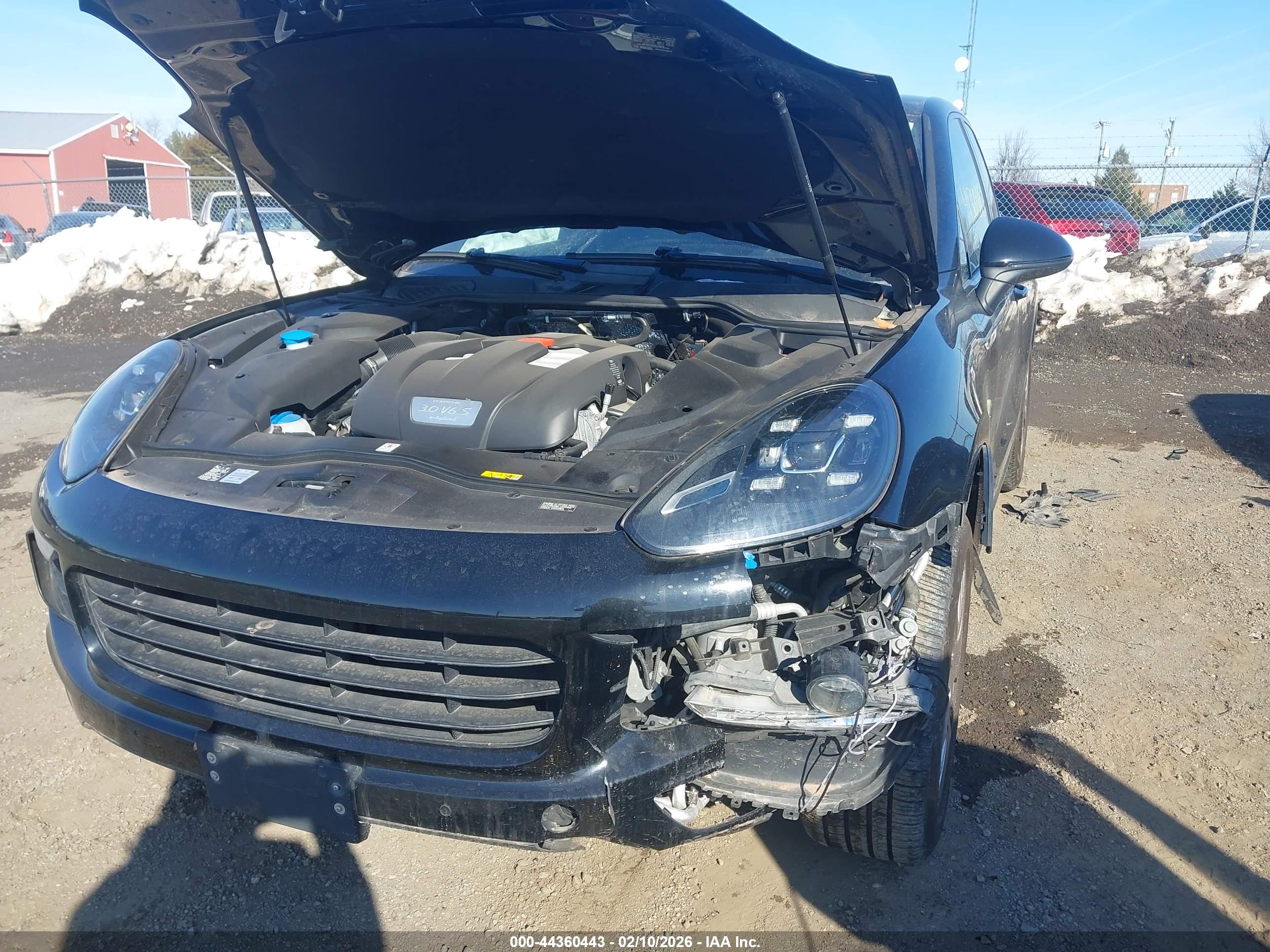 PORSCHE CAYENNE image 6