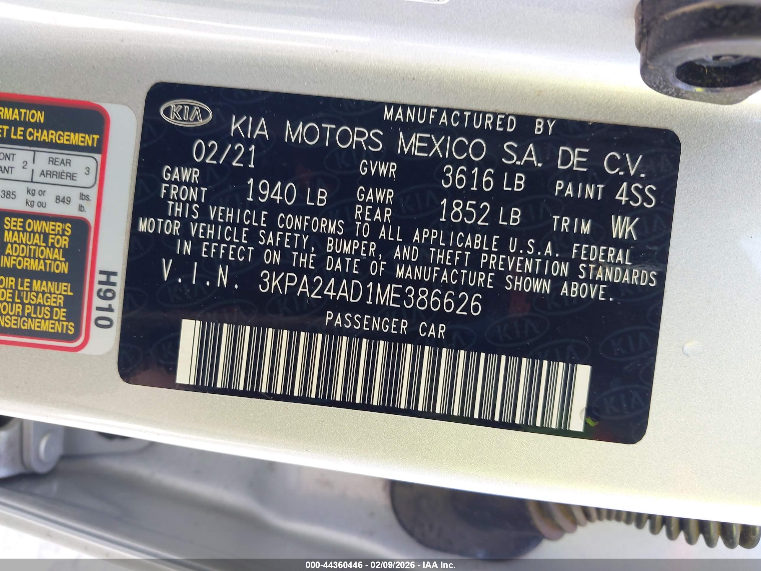 KIA RIO image 9