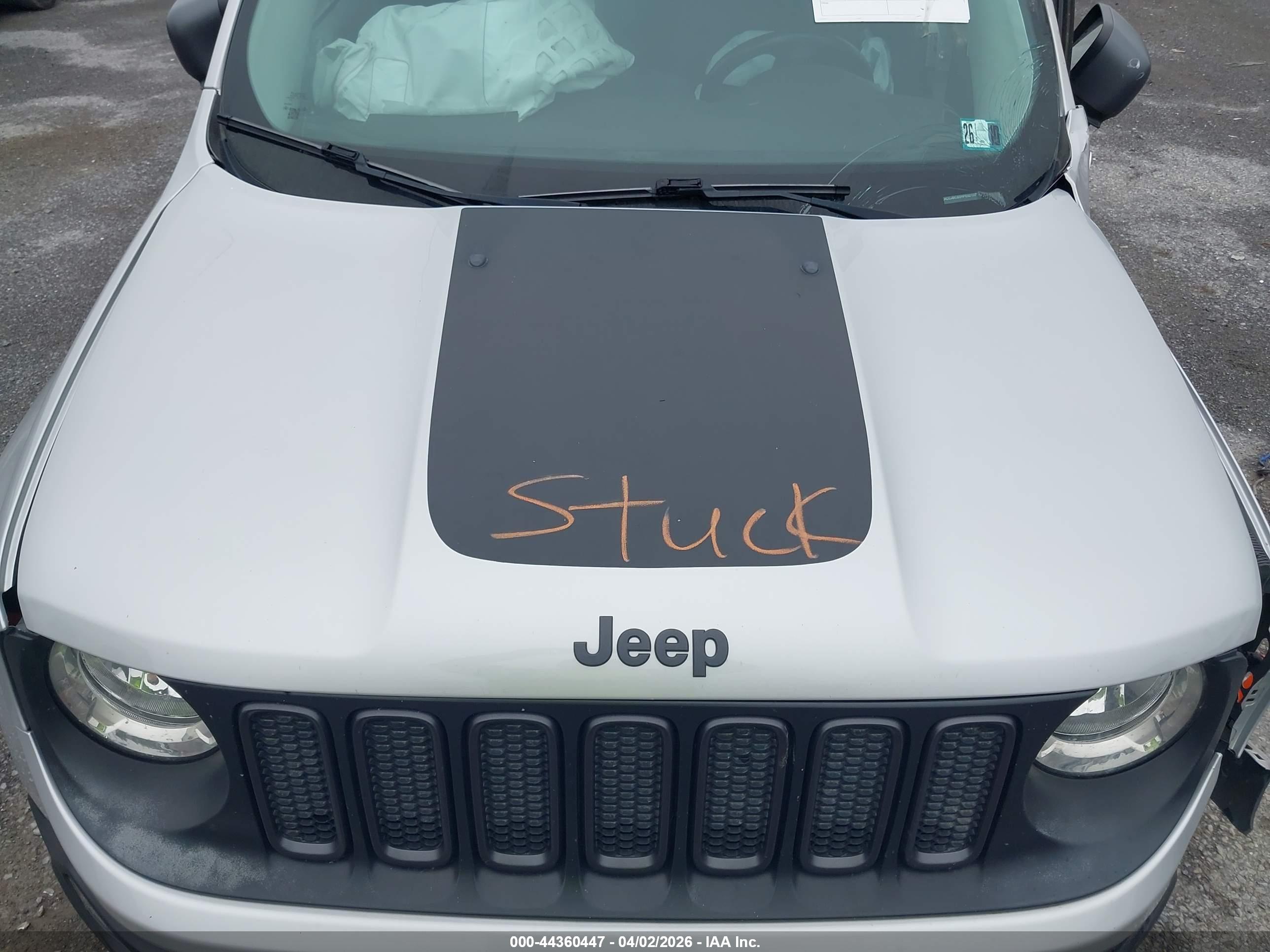 JEEP RENEGADE image 10