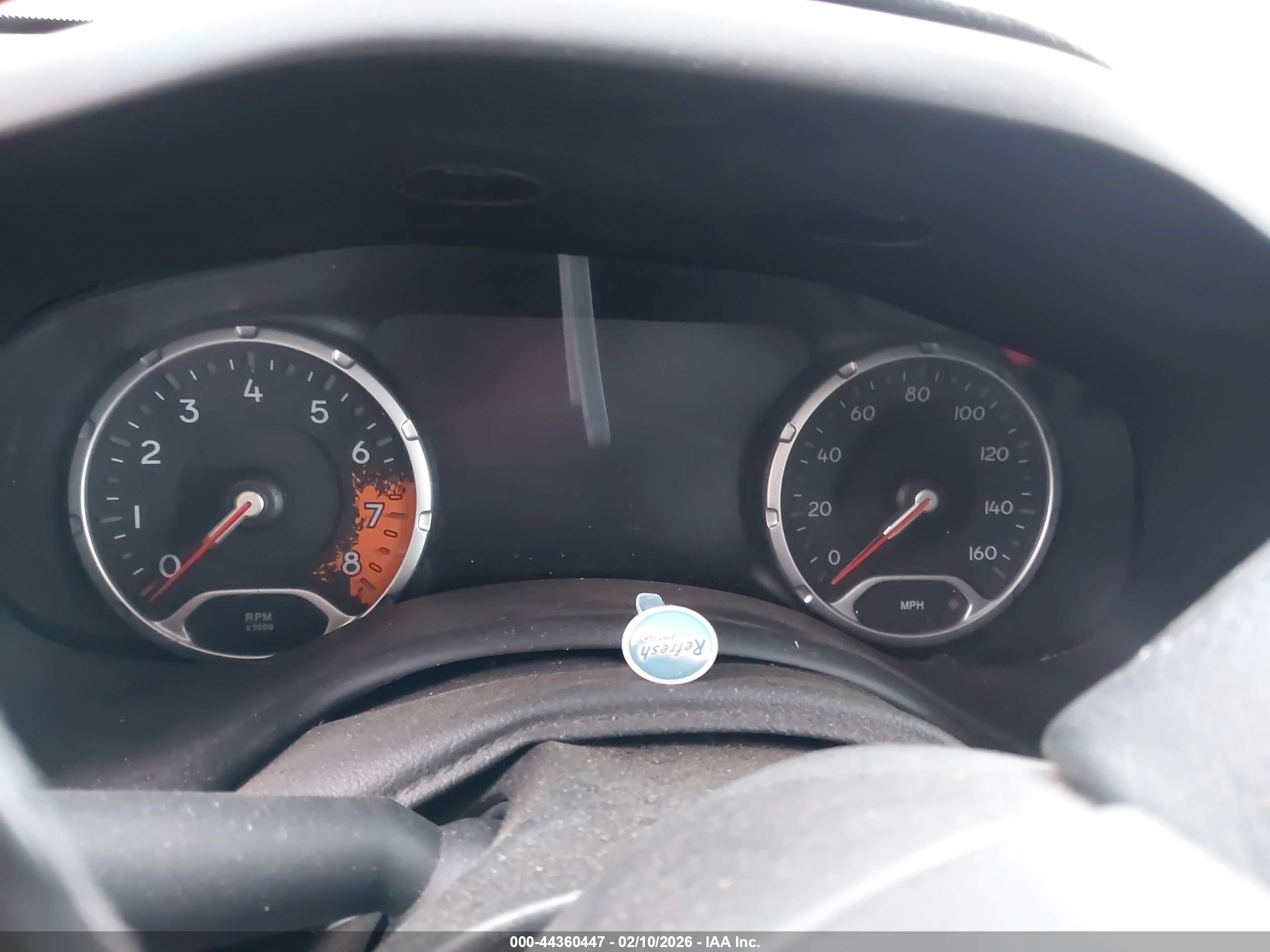 JEEP RENEGADE image 7