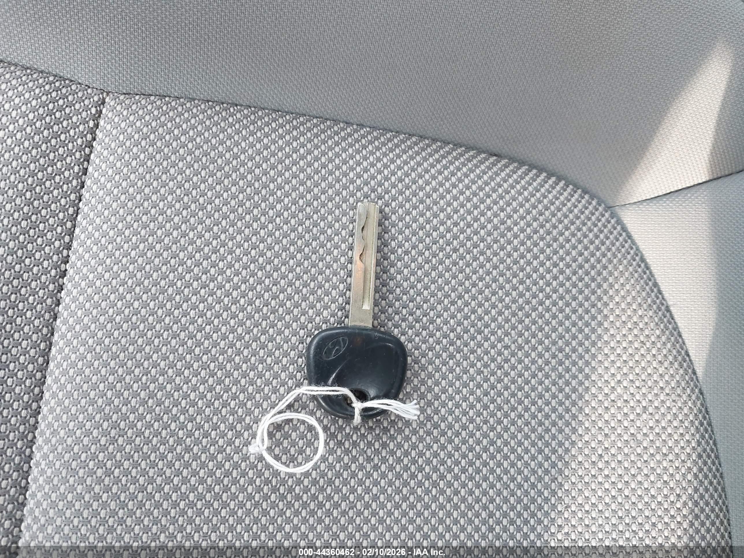 HYUNDAI ACCENT image 11