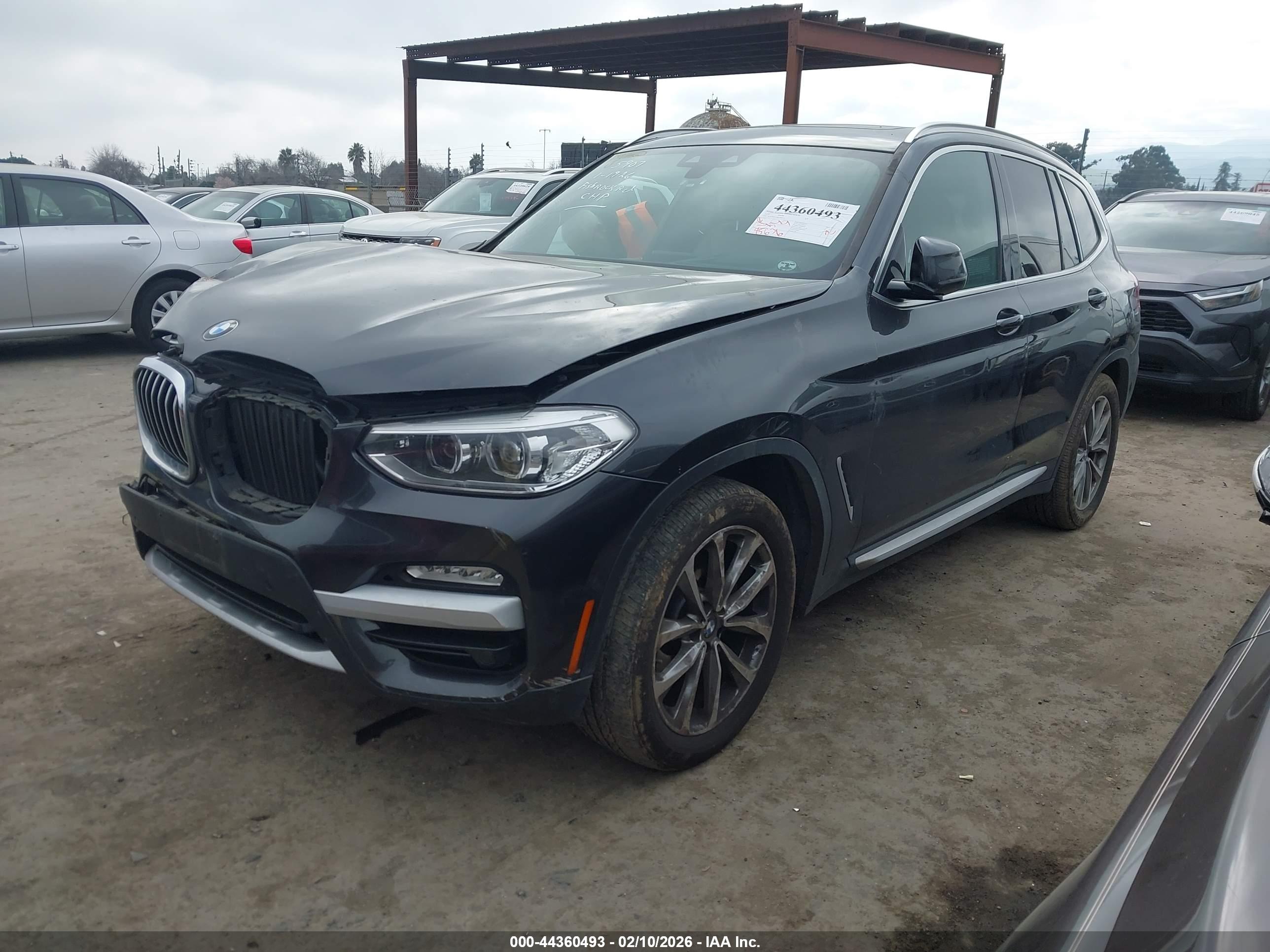 BMW X3 image 2