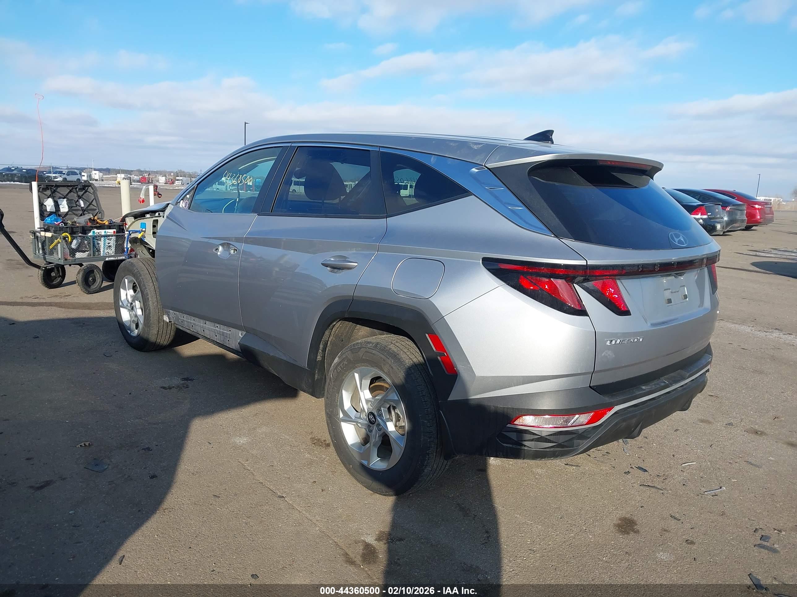 HYUNDAI TUCSON image 3