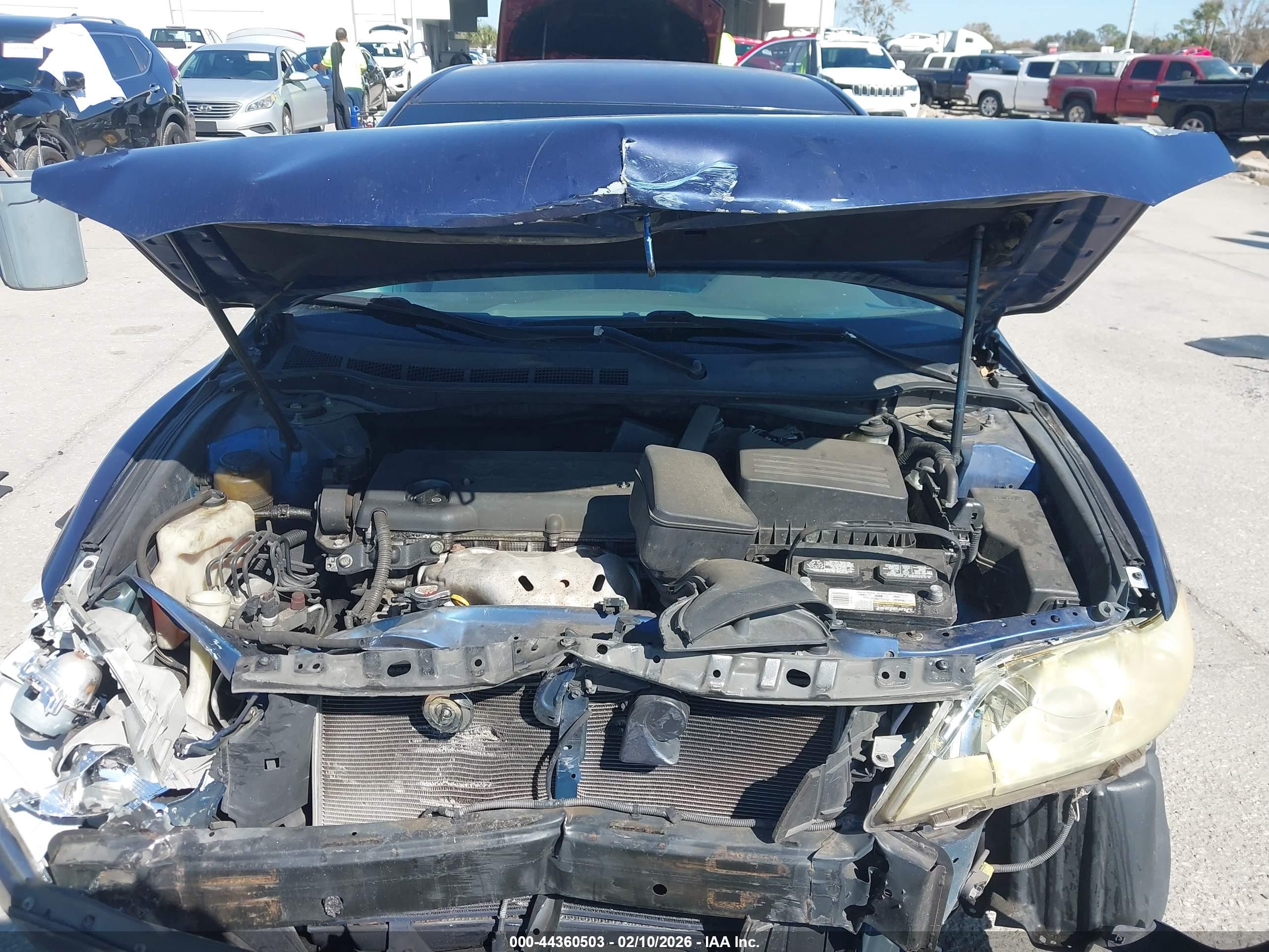 TOYOTA CAMRY image 10