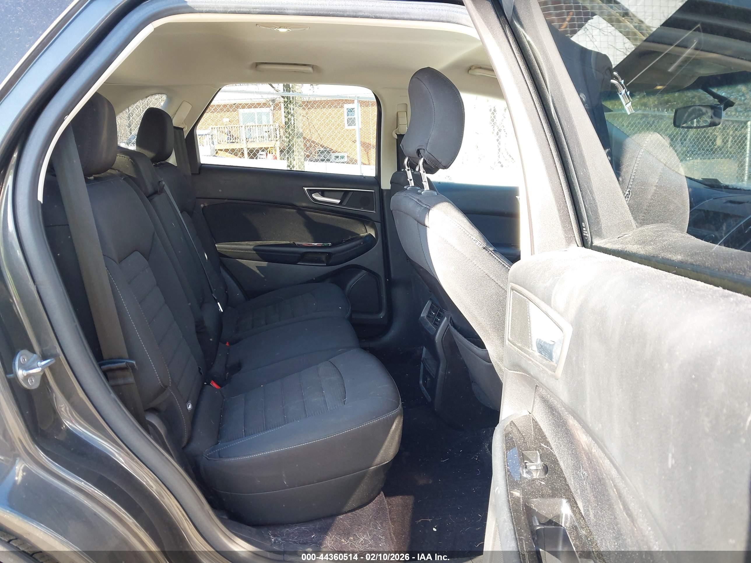 FORD EDGE image 8