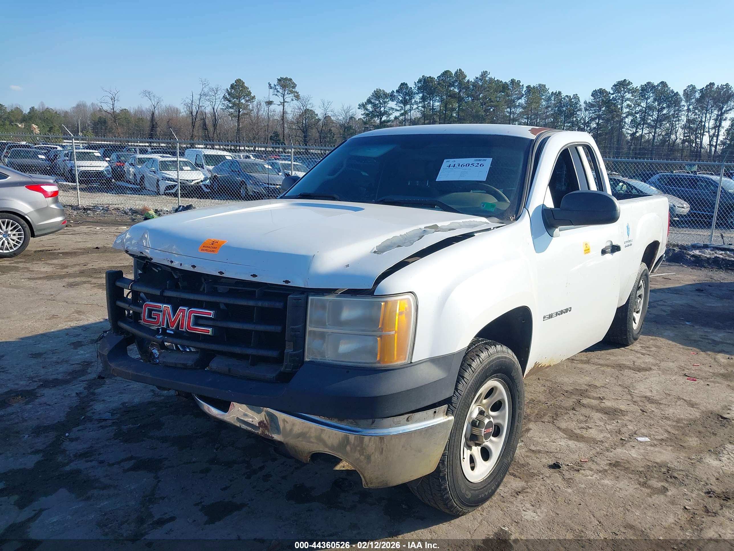 GMC SIERRA image 2