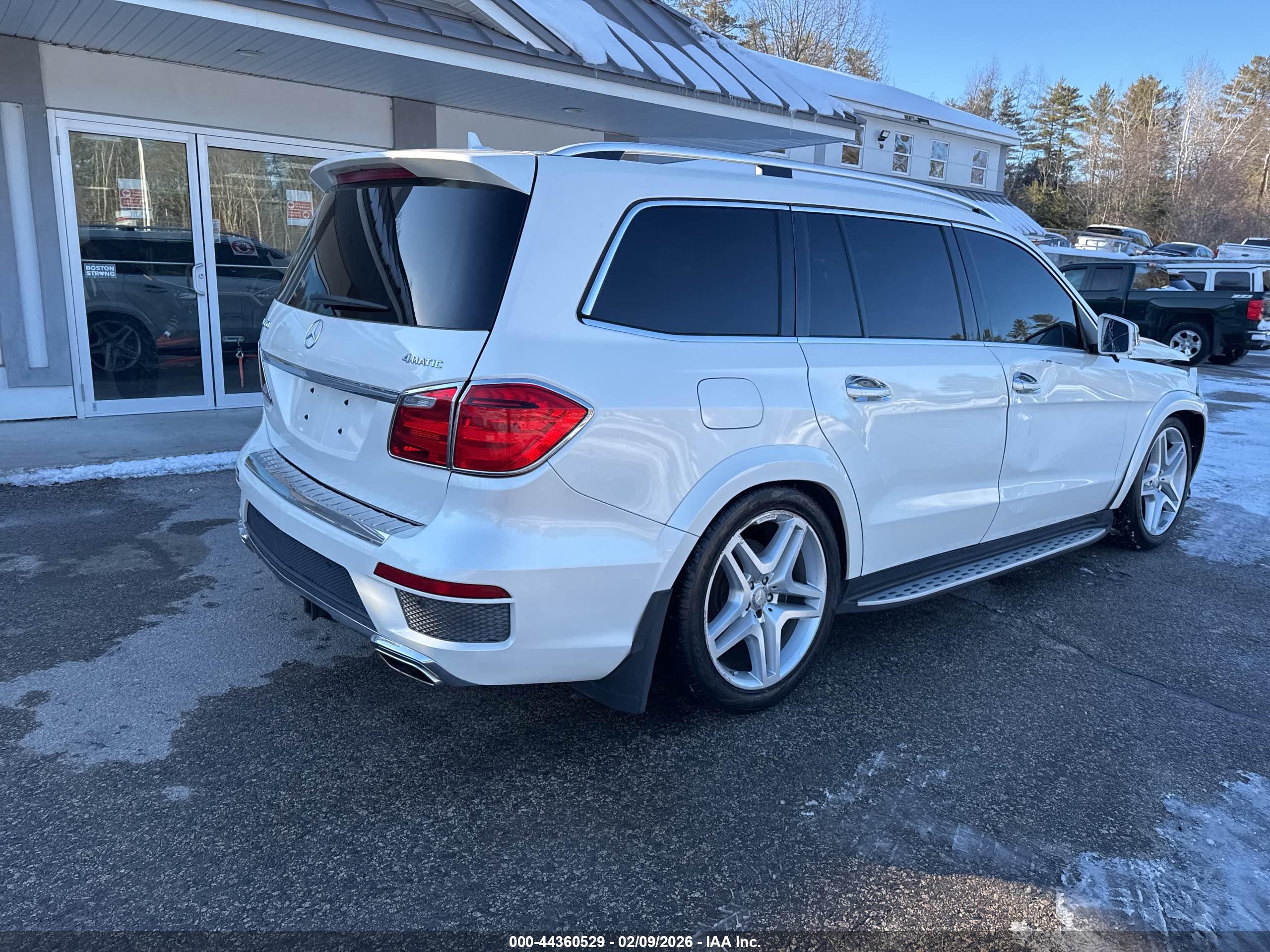 MERCEDES-BENZ GL image 4