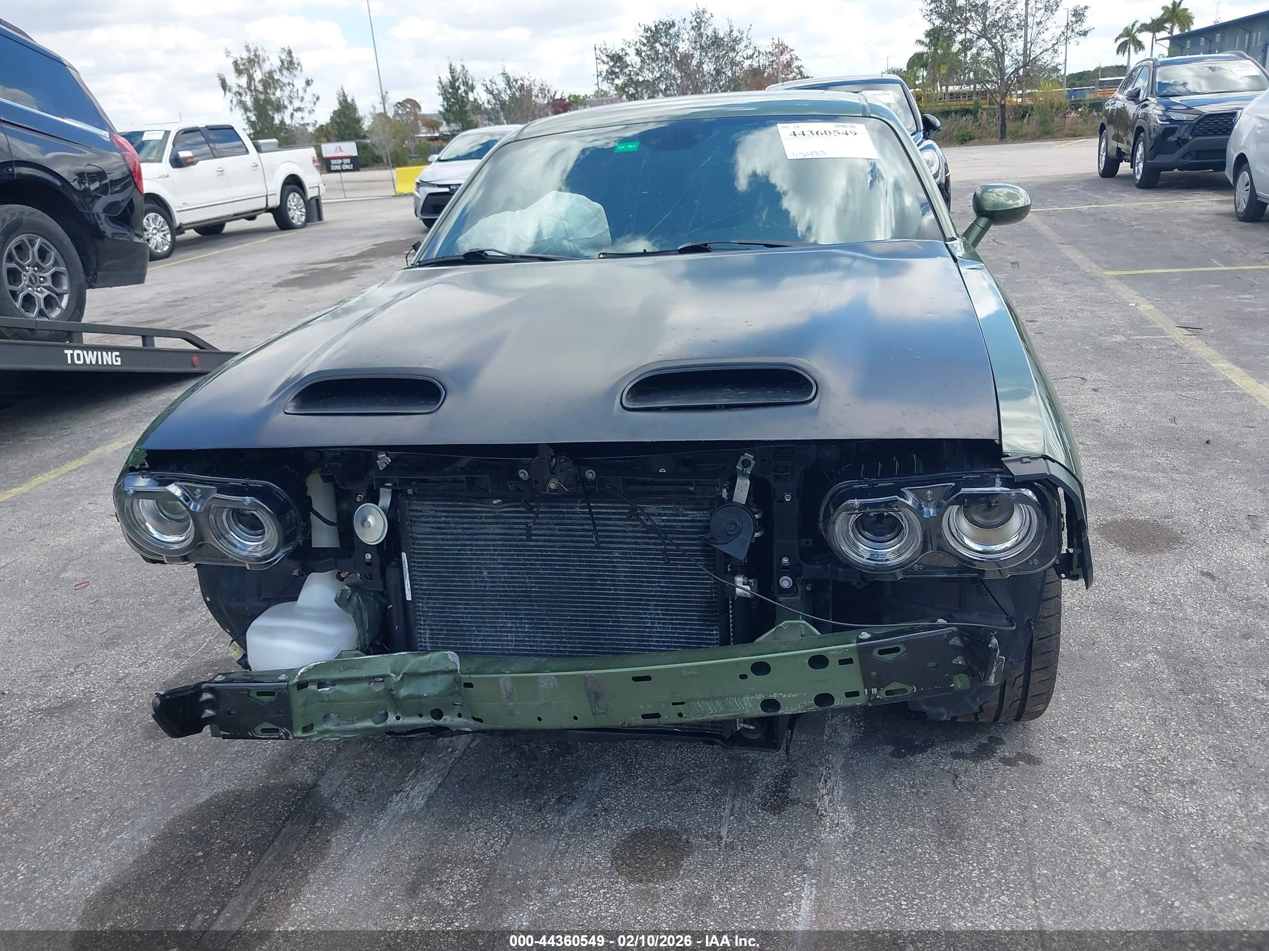 DODGE CHALLENGER image 6