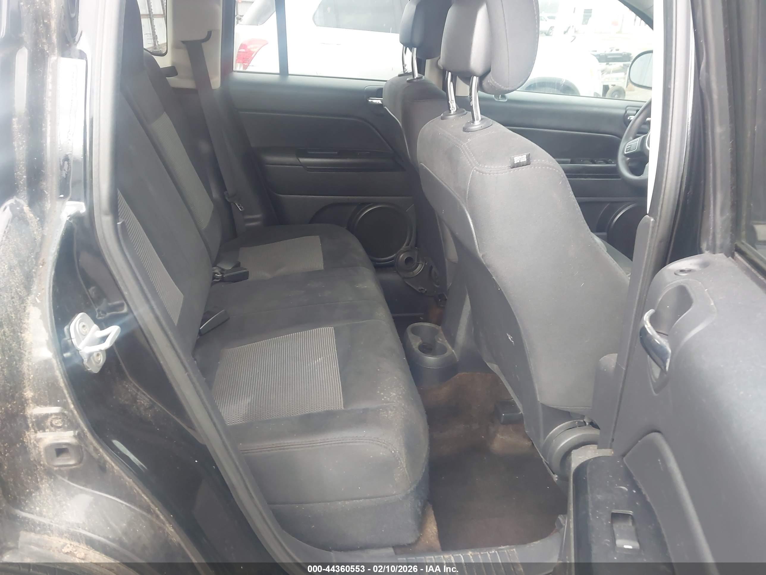 JEEP COMPASS image 8