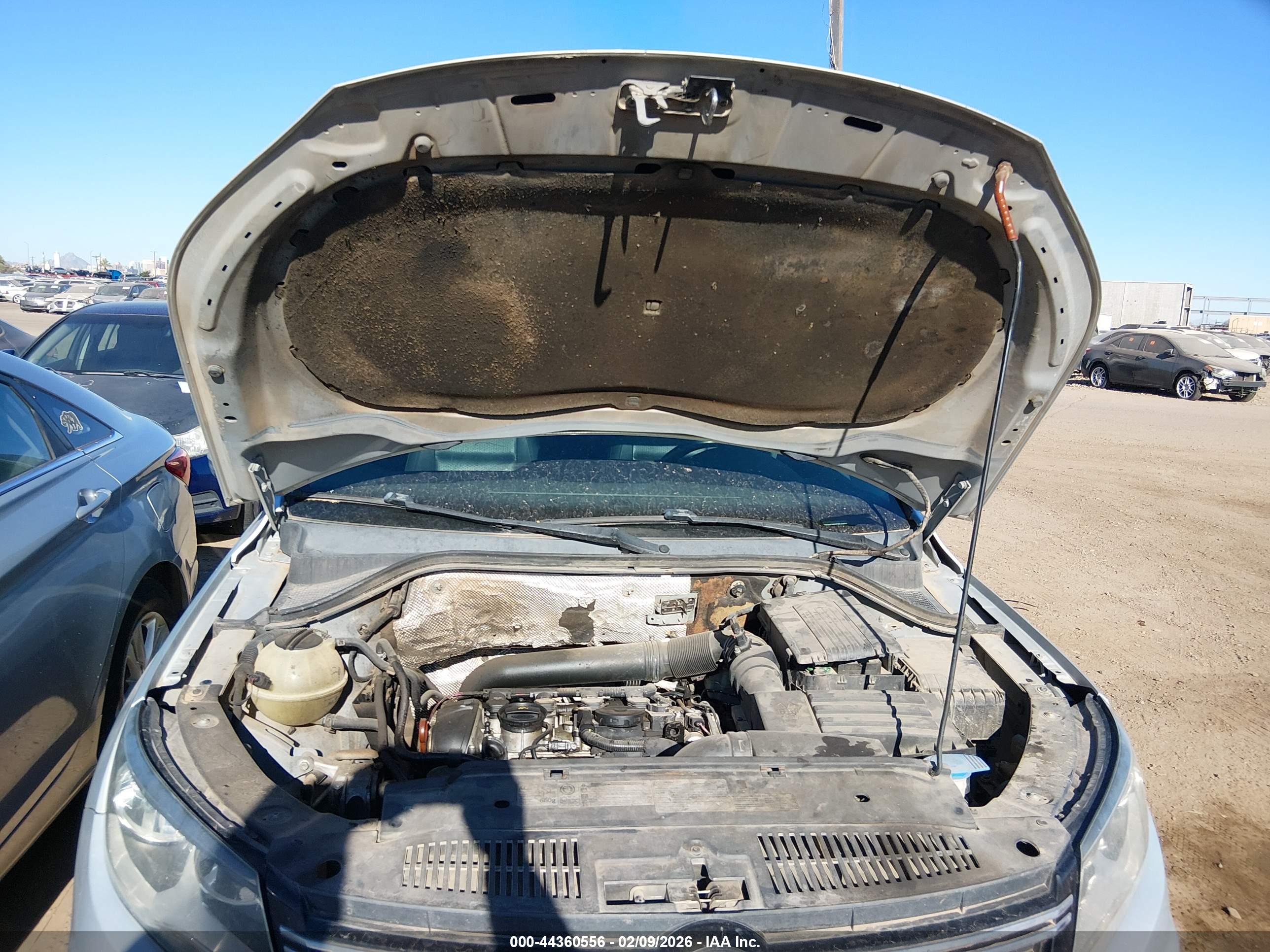 VOLKSWAGEN TIGUAN image 10
