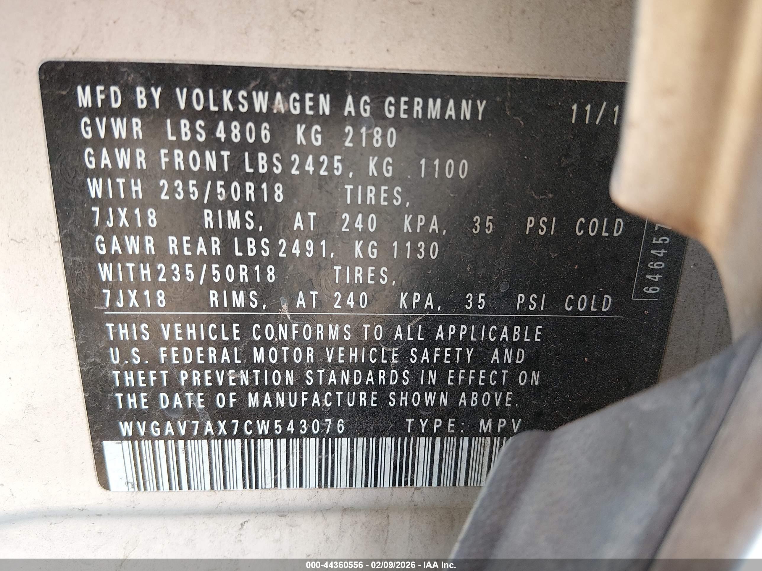 VOLKSWAGEN TIGUAN image 9