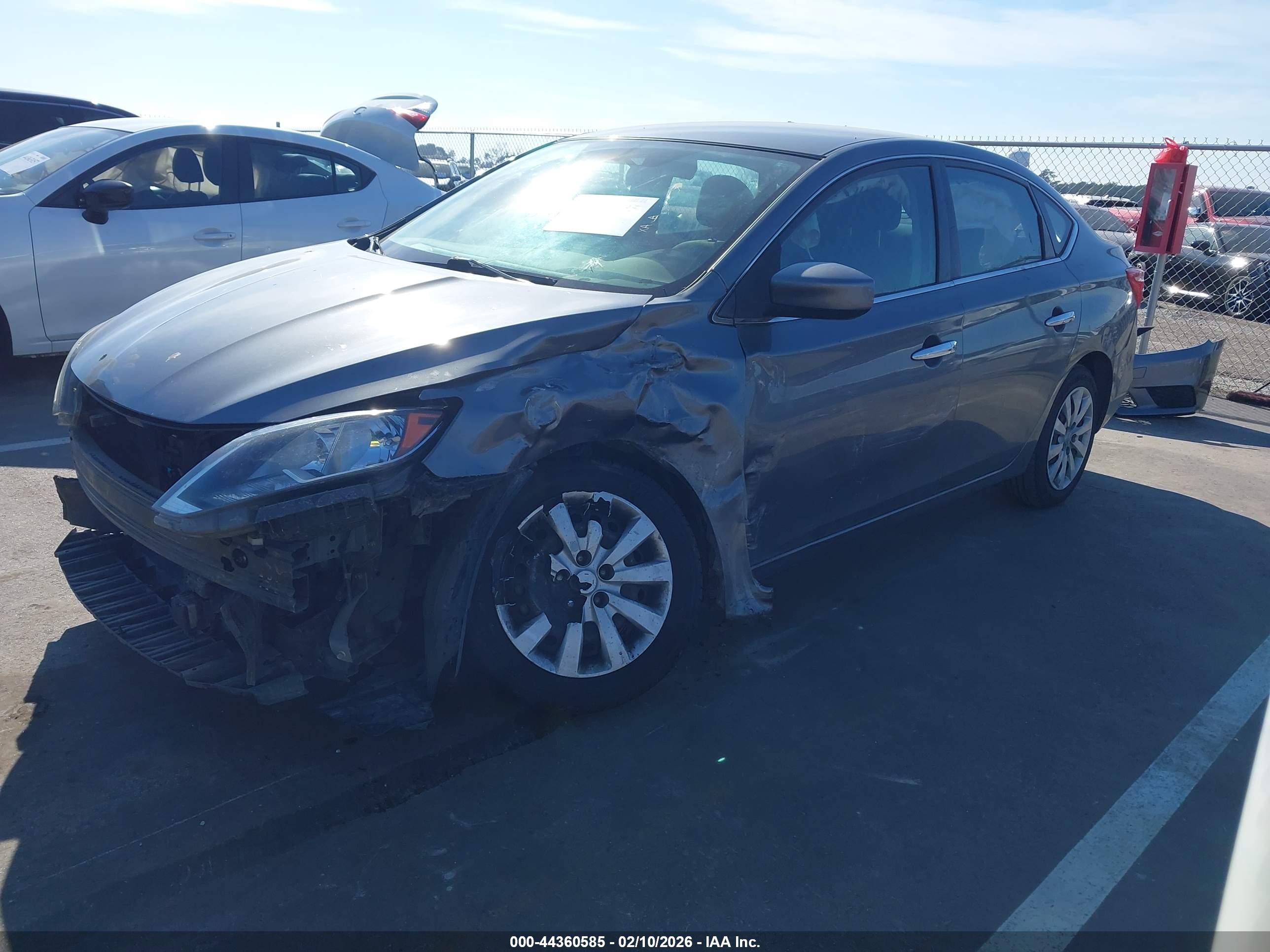 NISSAN SENTRA image 2