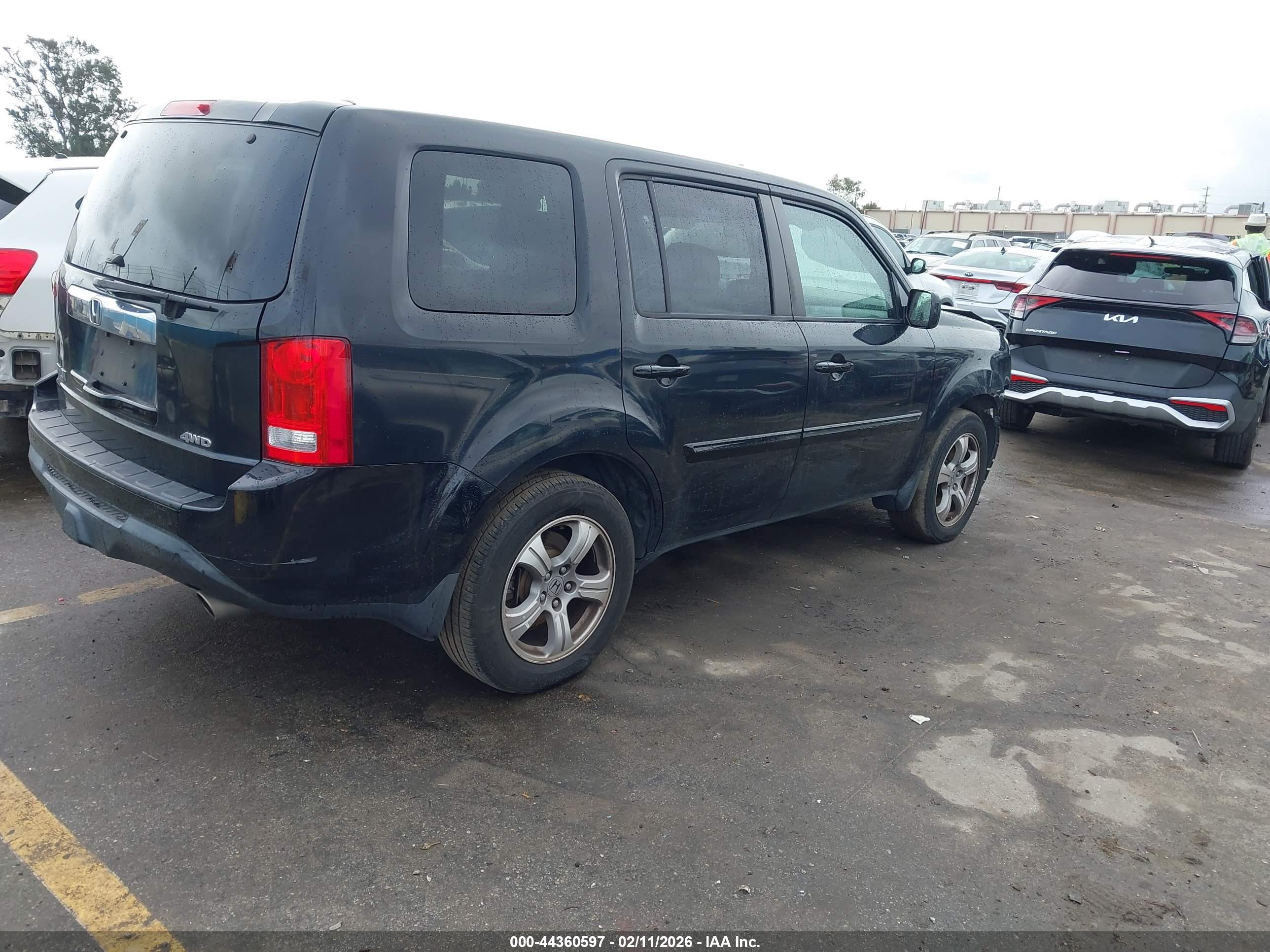 HONDA PILOT image 4