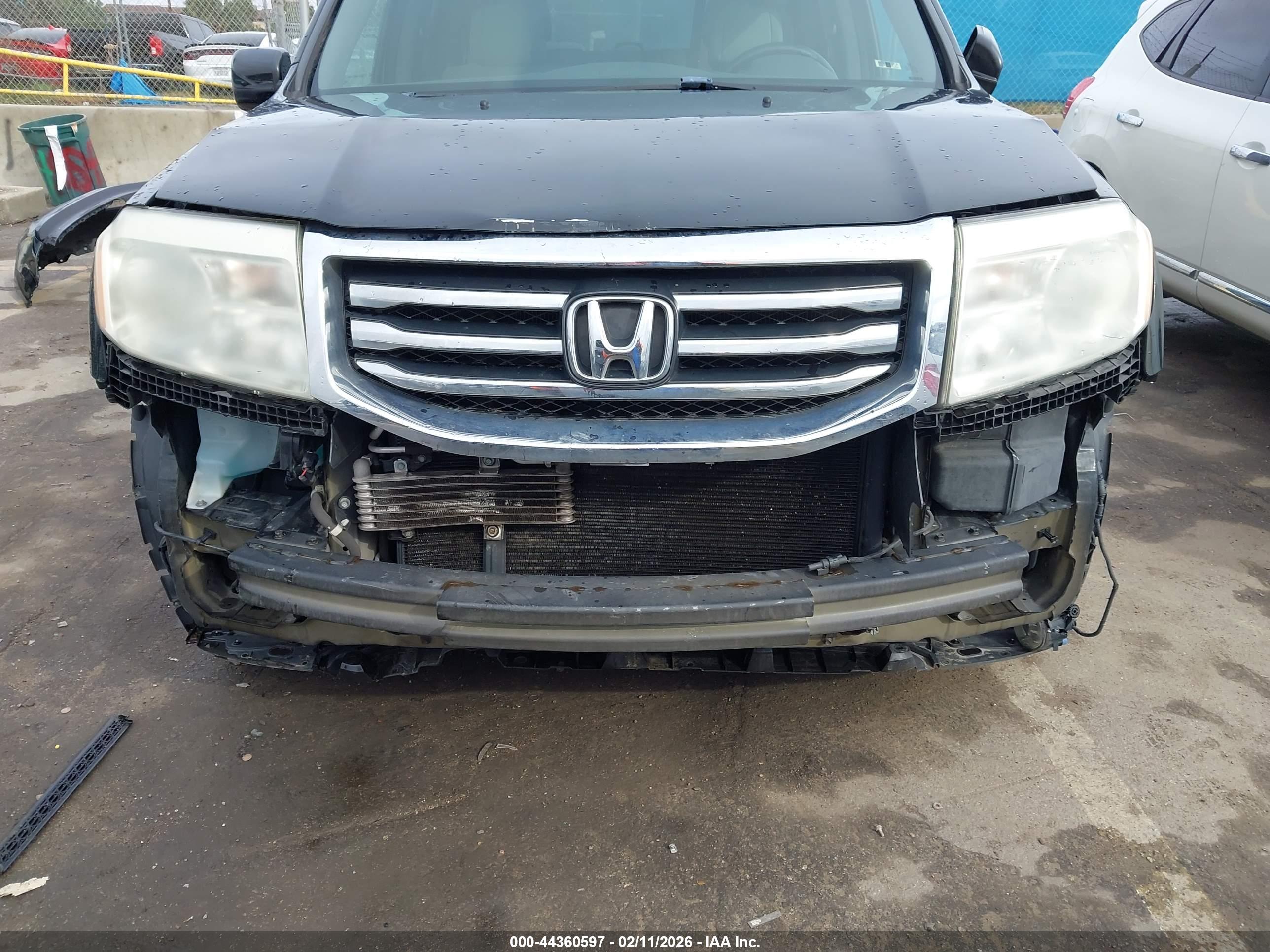 HONDA PILOT image 6