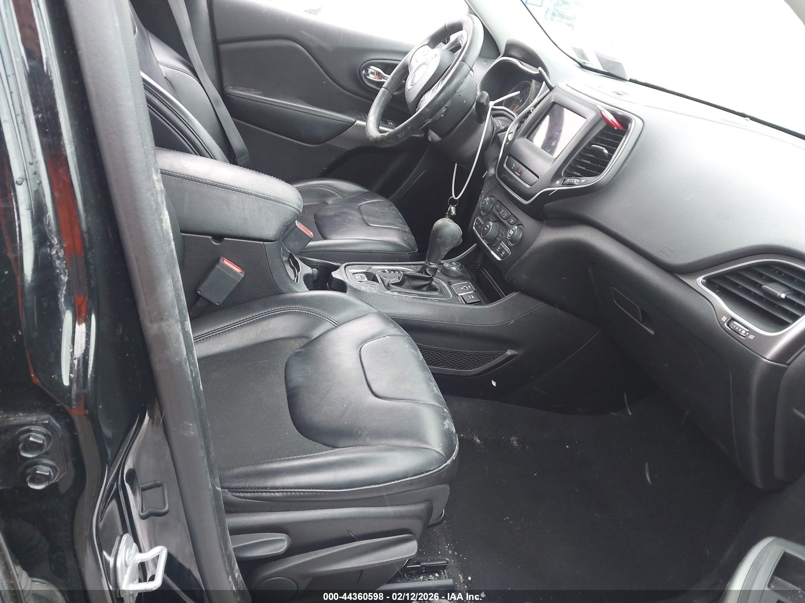 JEEP CHEROKEE image 5