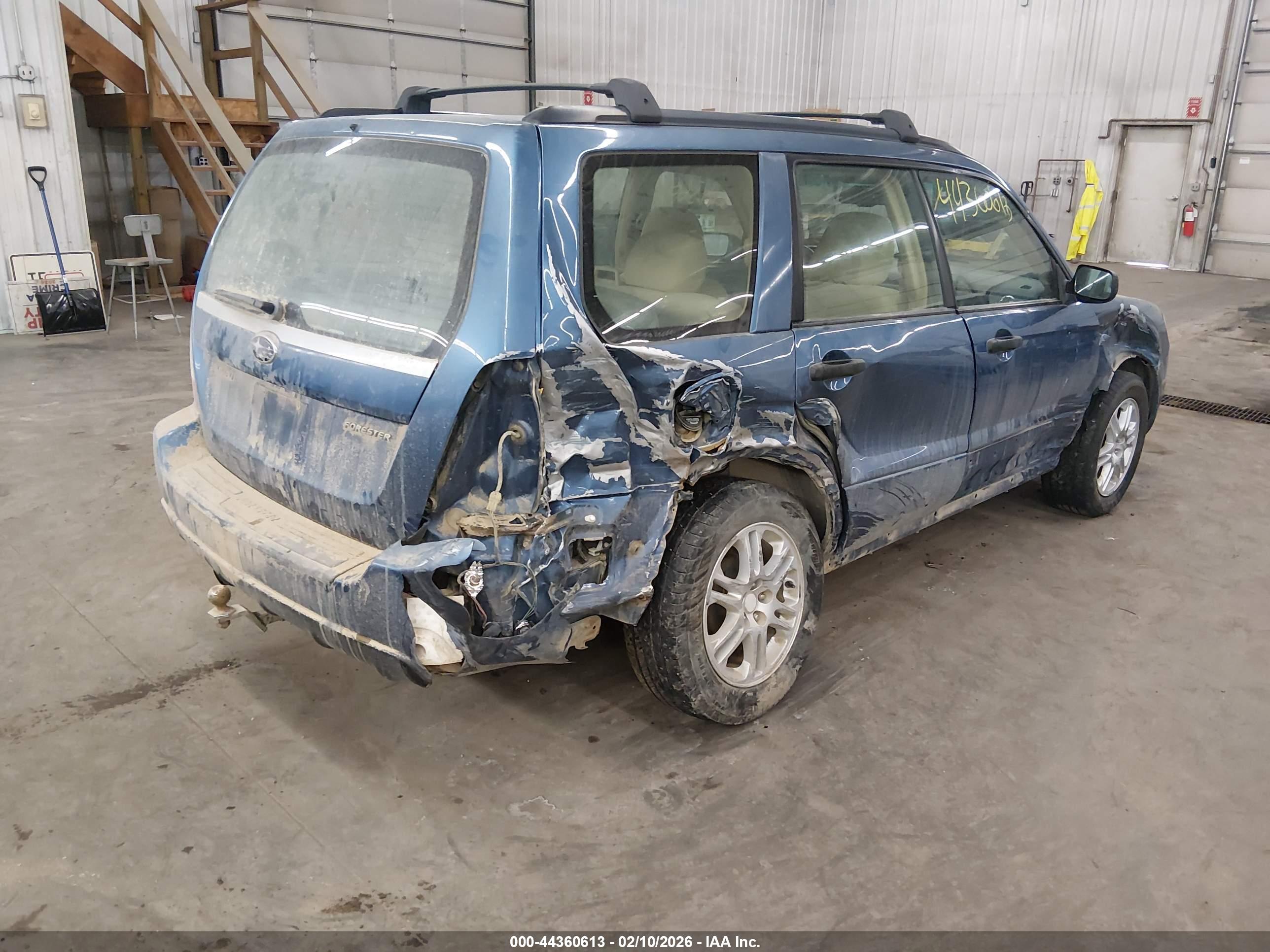 SUBARU FORESTER image 4