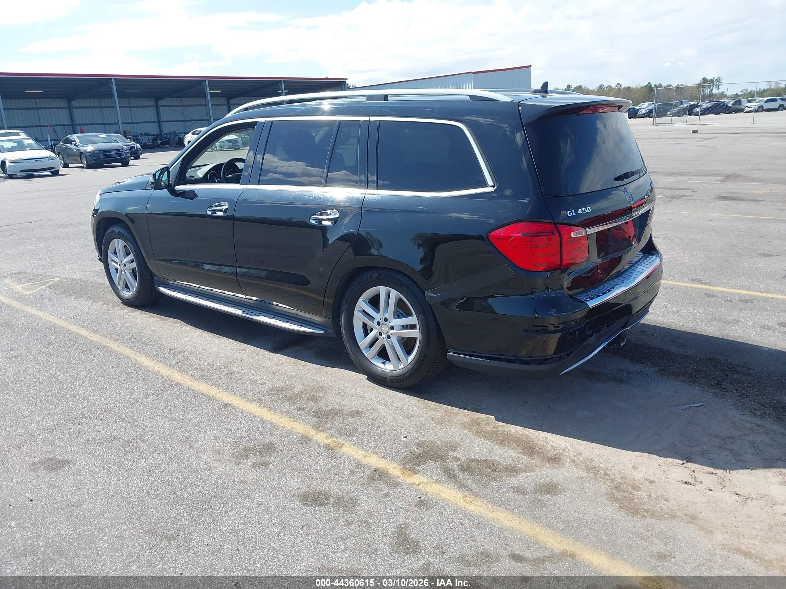 MERCEDES-BENZ GL image 3