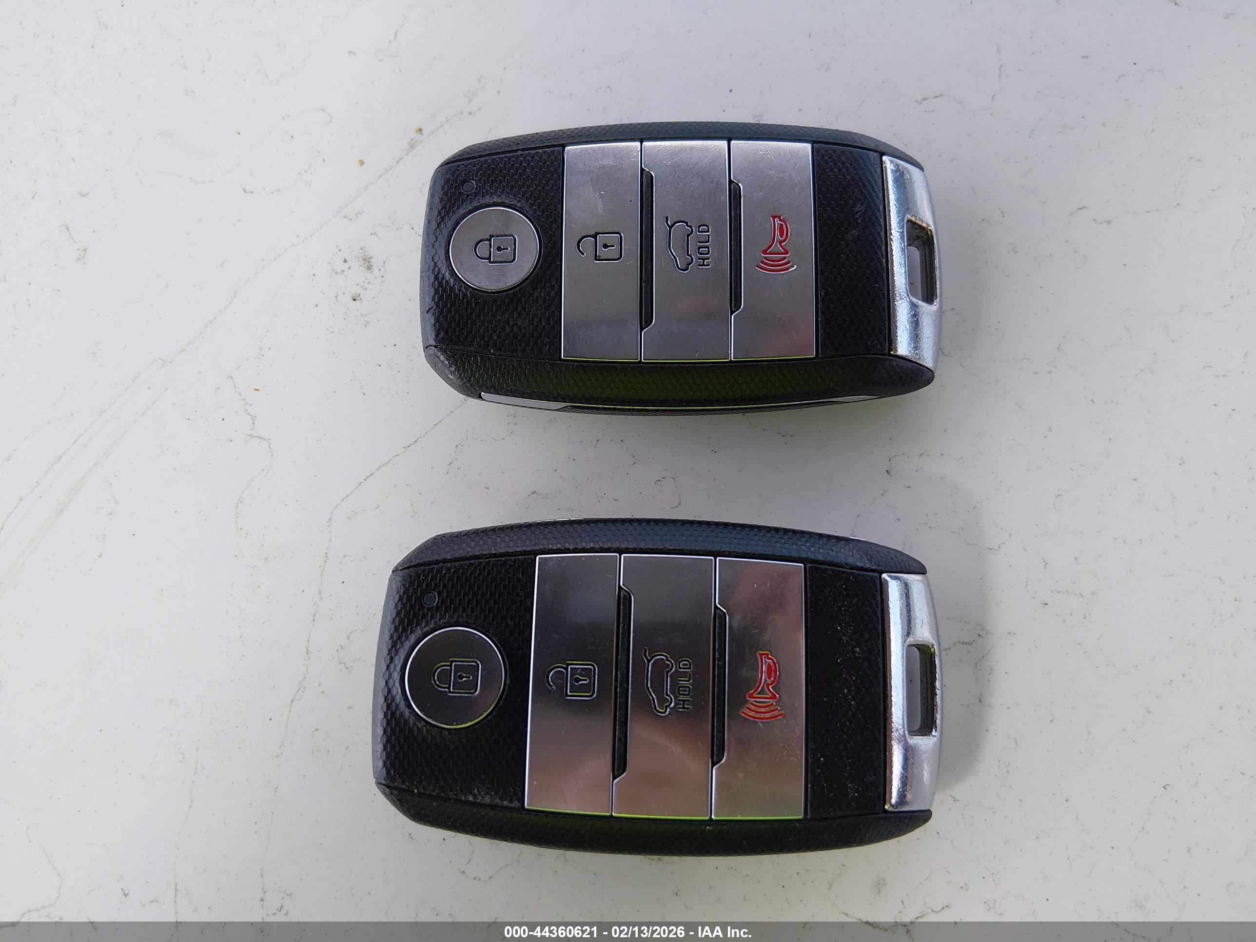 KIA SPORTAGE image 11