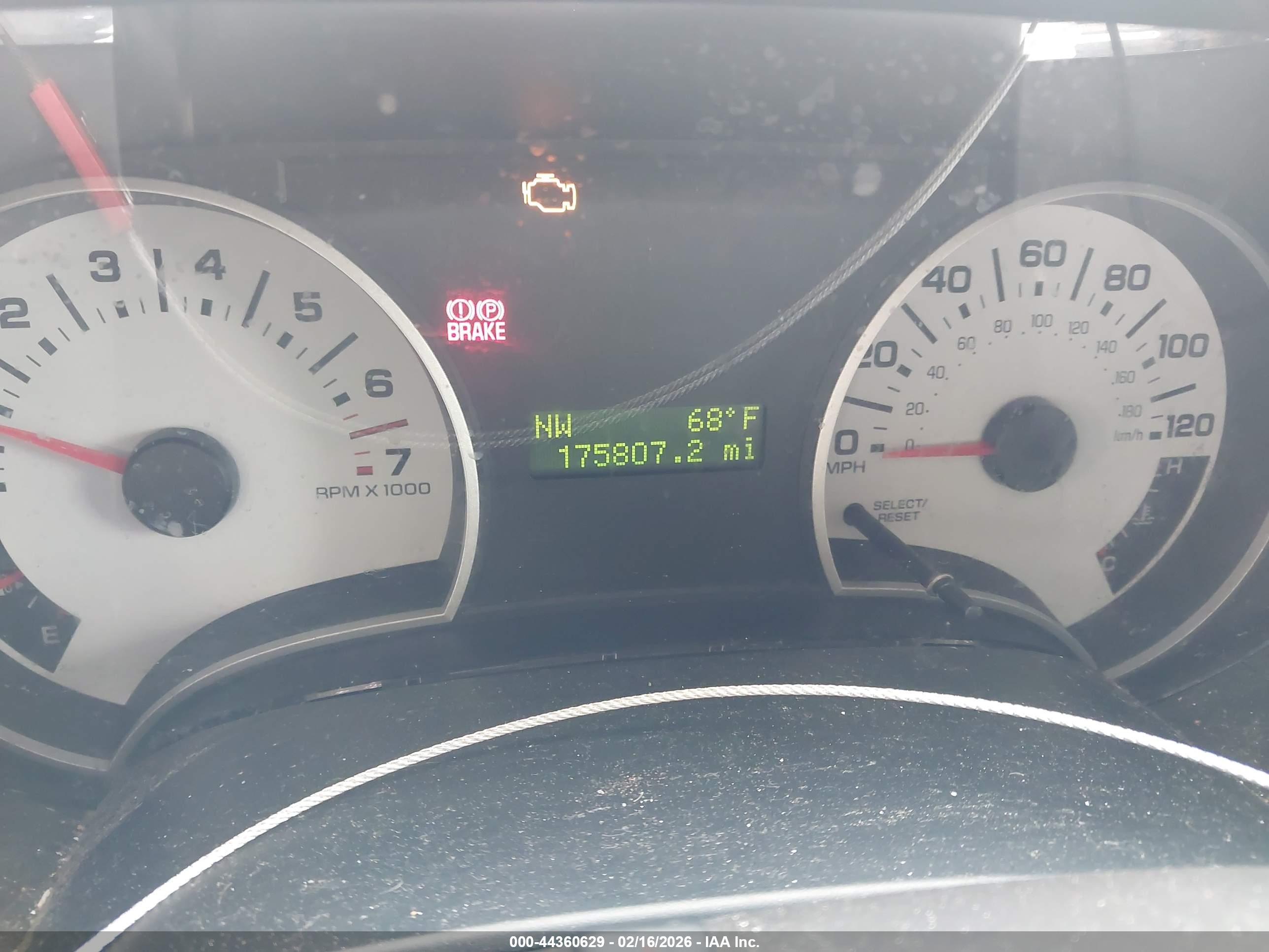 FORD EXPLORER image 7
