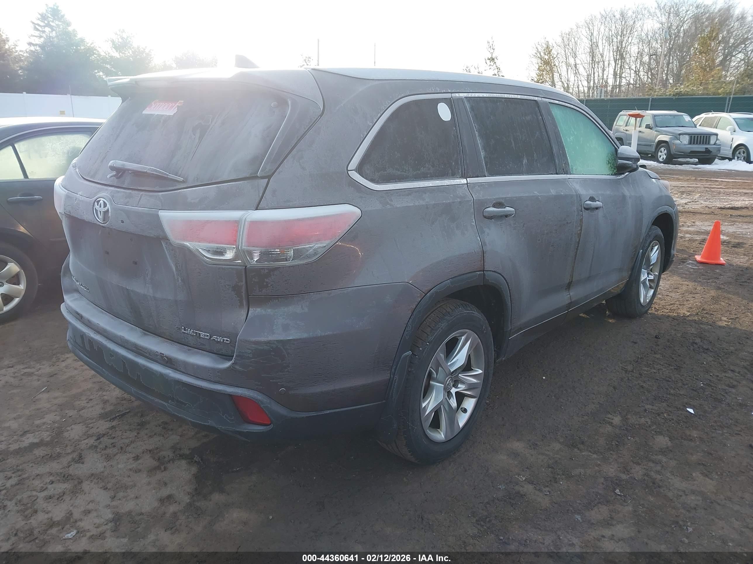 TOYOTA HIGHLANDER image 4