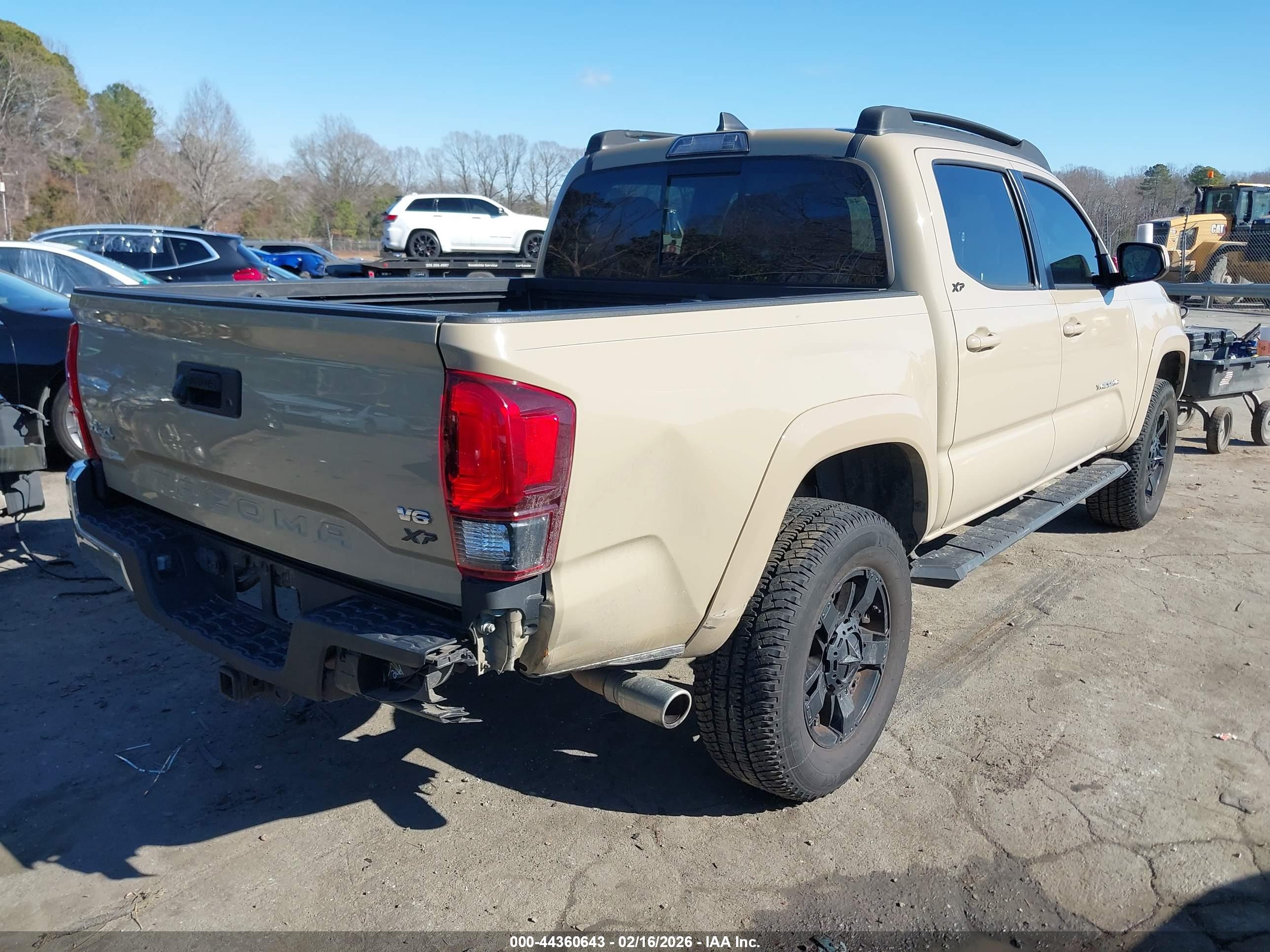 TOYOTA TACOMA image 4