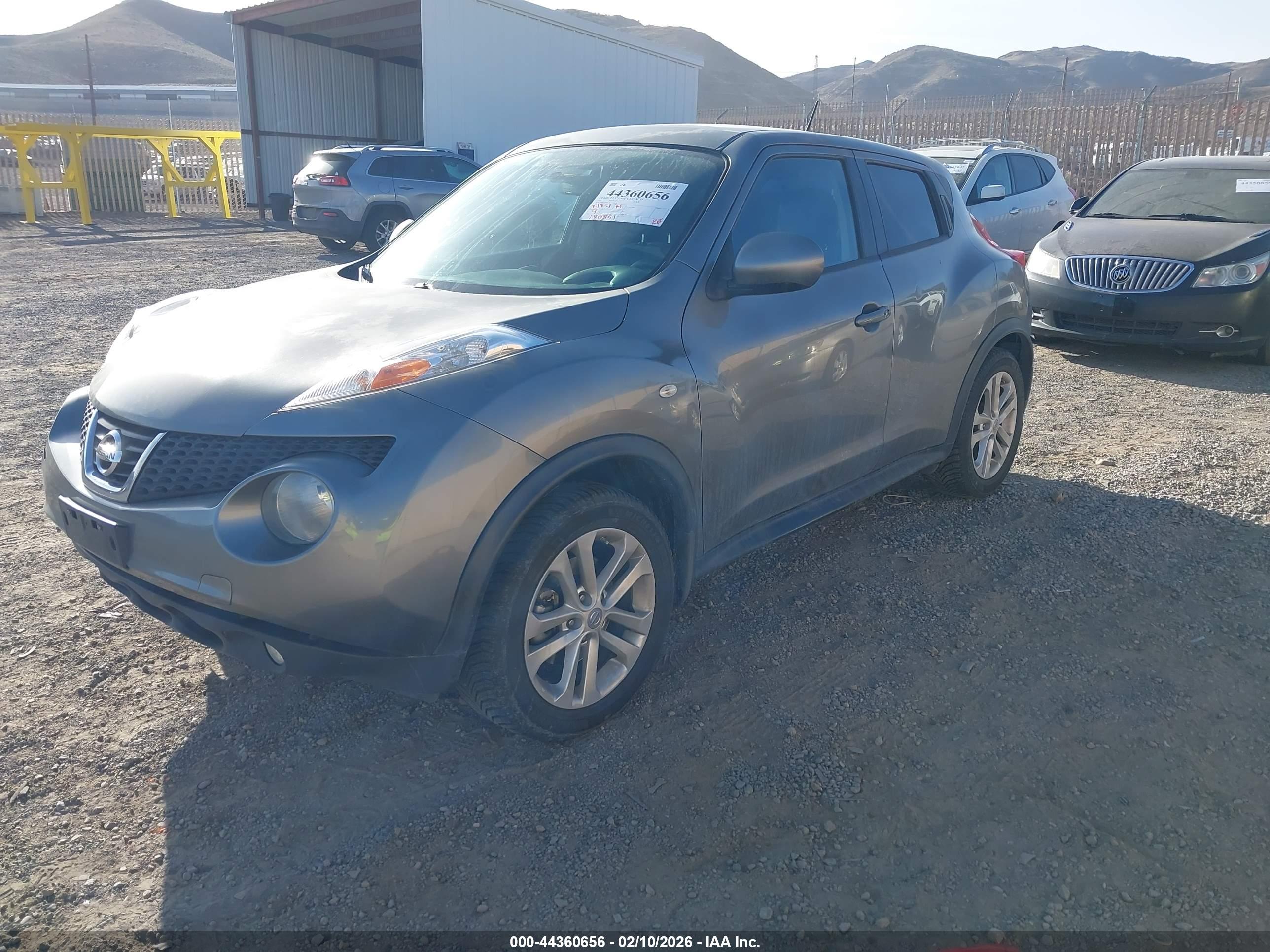 NISSAN JUKE image 2