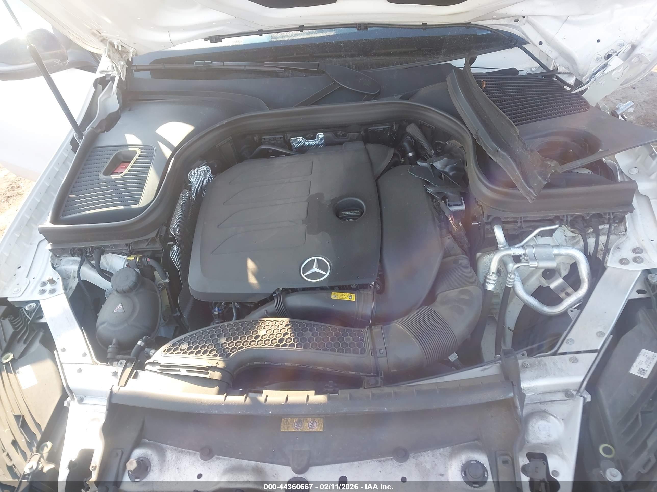 MERCEDES-BENZ GLC image 10