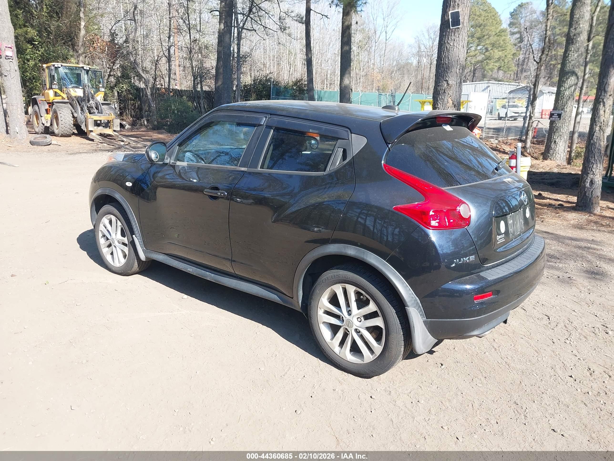 NISSAN JUKE image 3