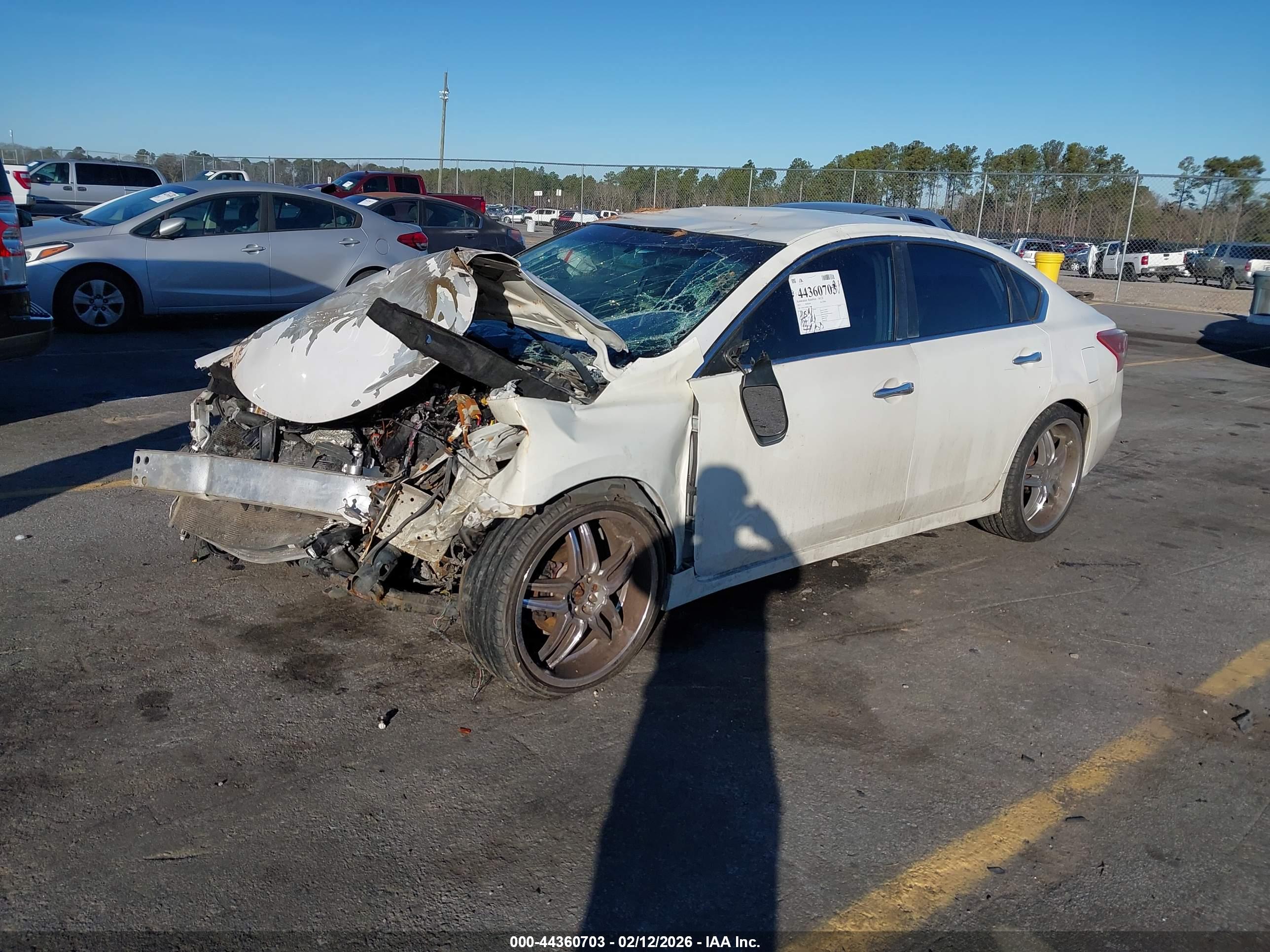 NISSAN ALTIMA image 2