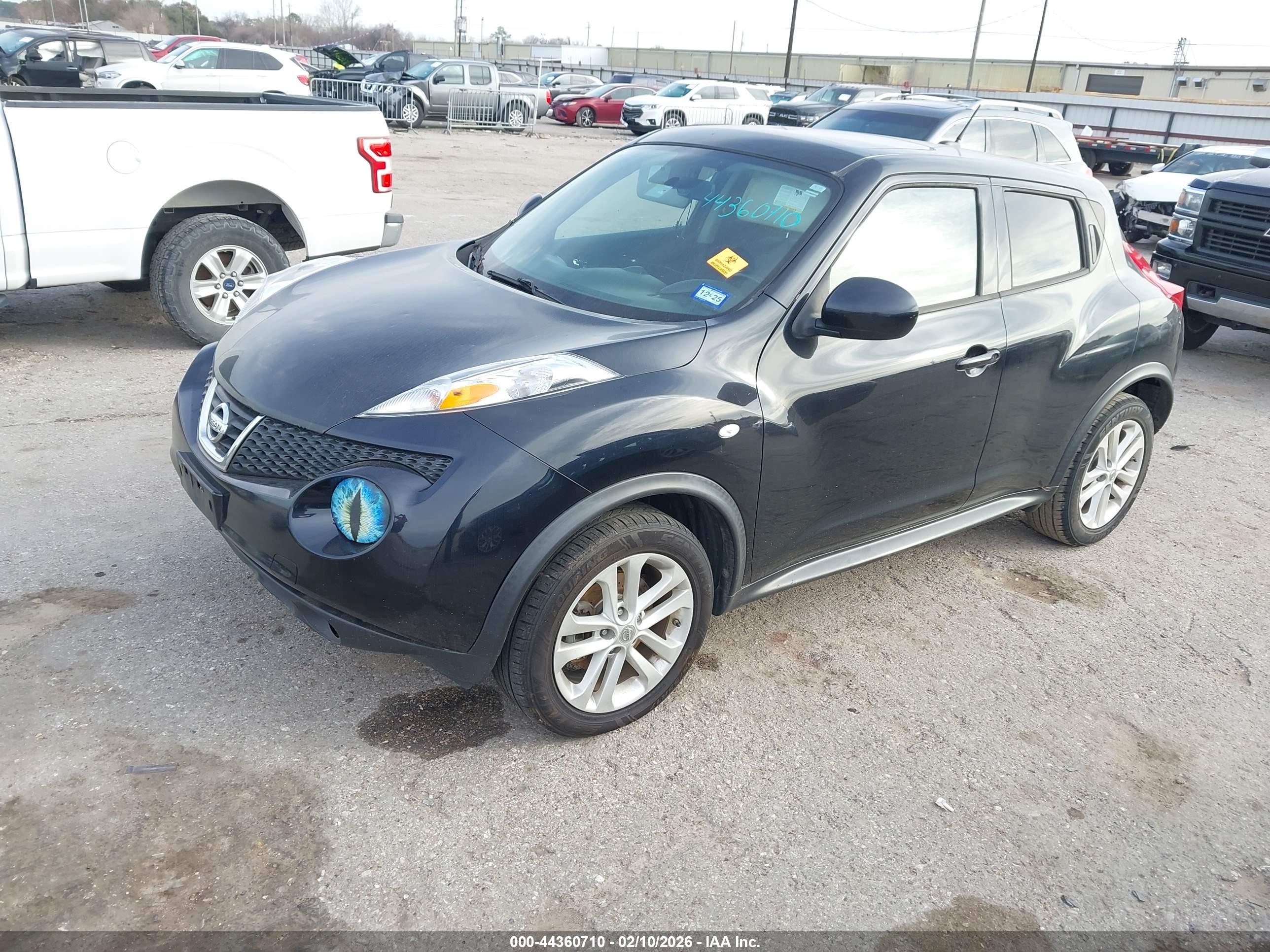 NISSAN JUKE image 2