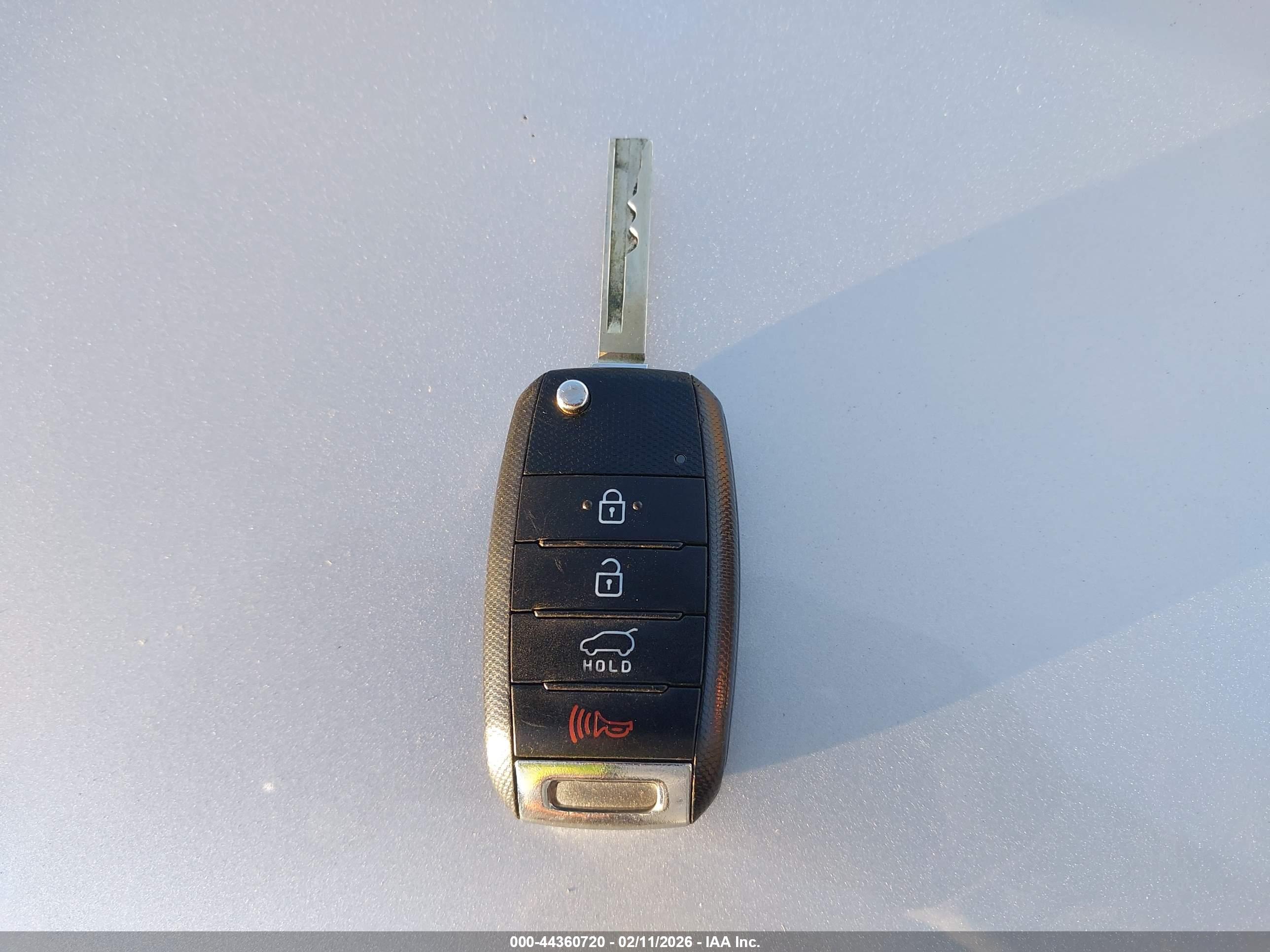 KIA SORENTO image 11