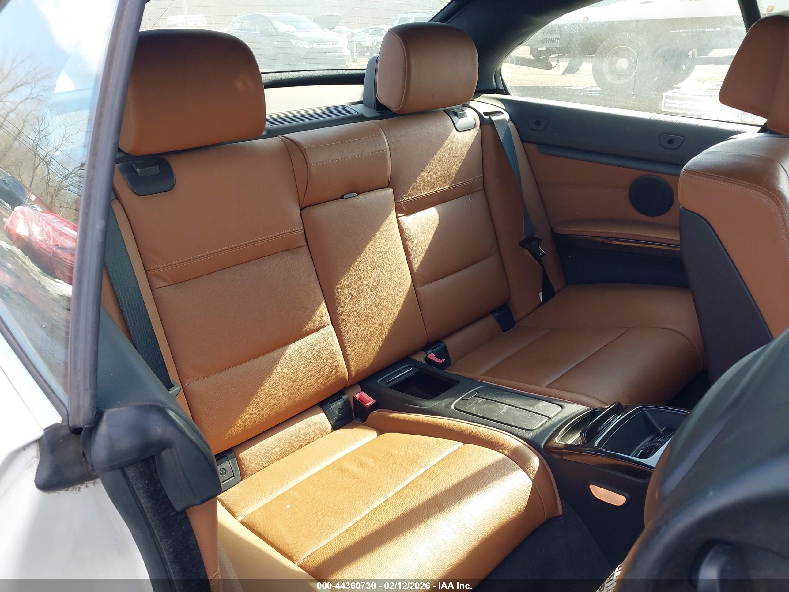 BMW 335I image 8