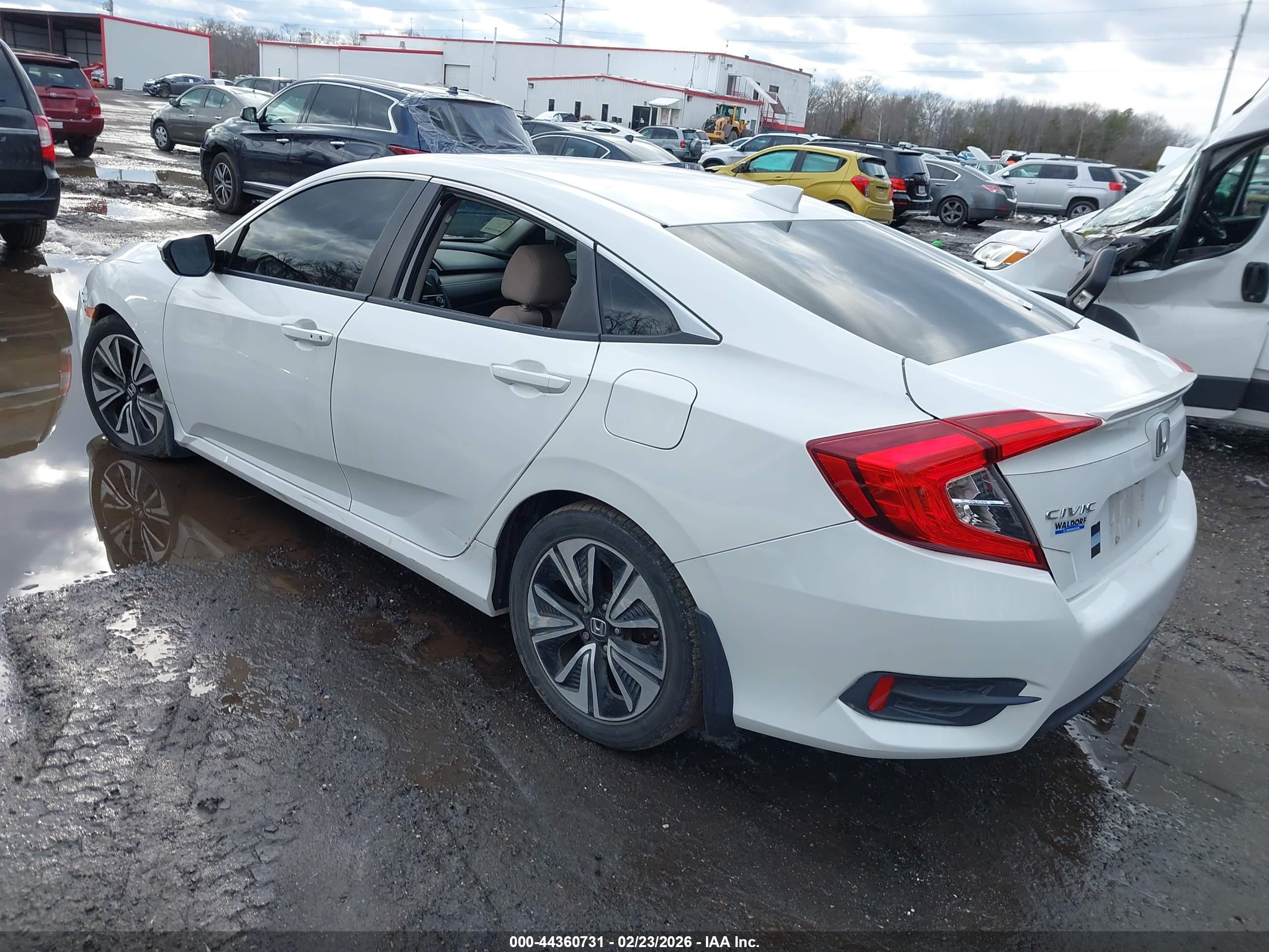 HONDA CIVIC image 3