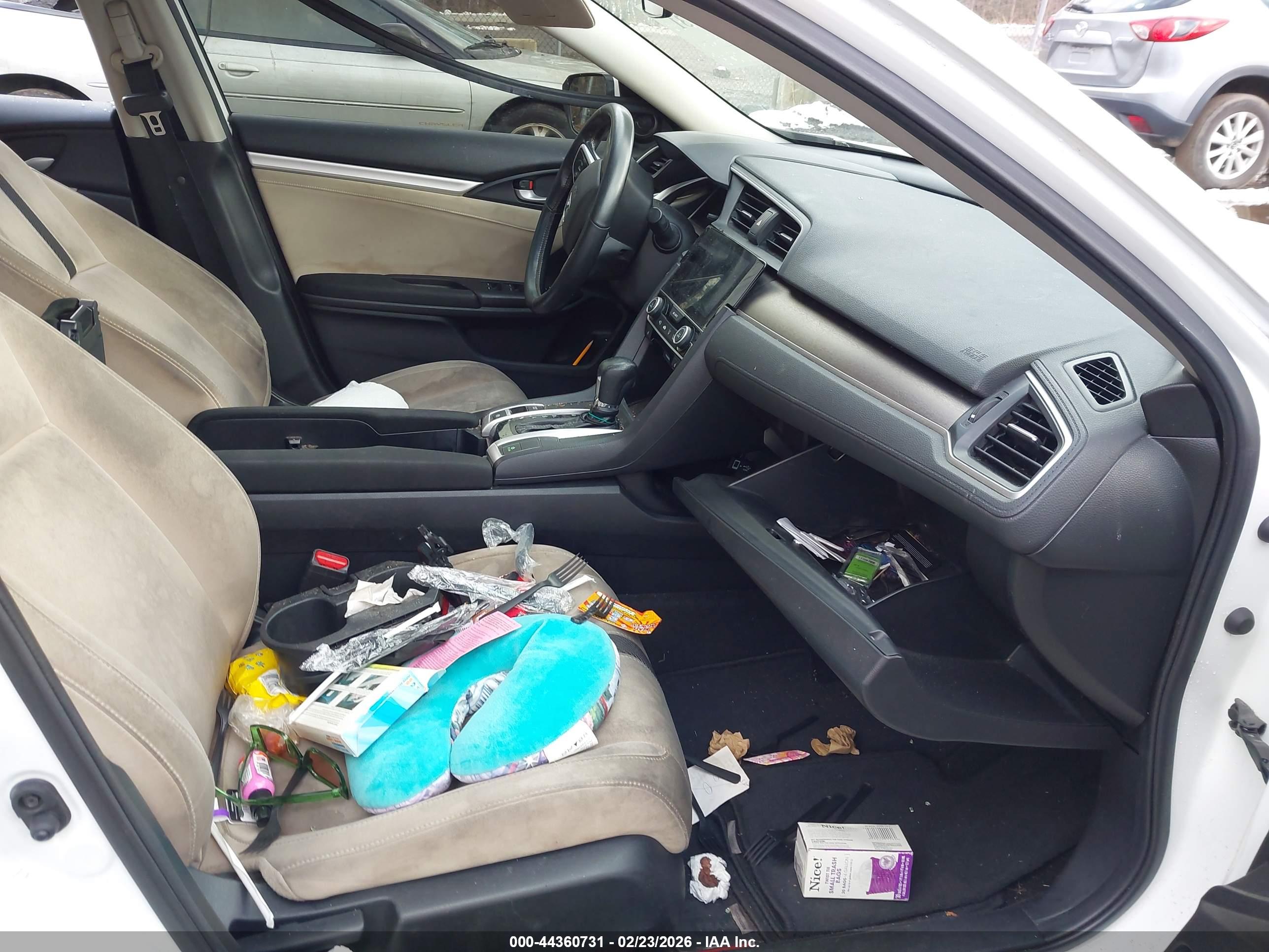 HONDA CIVIC image 5