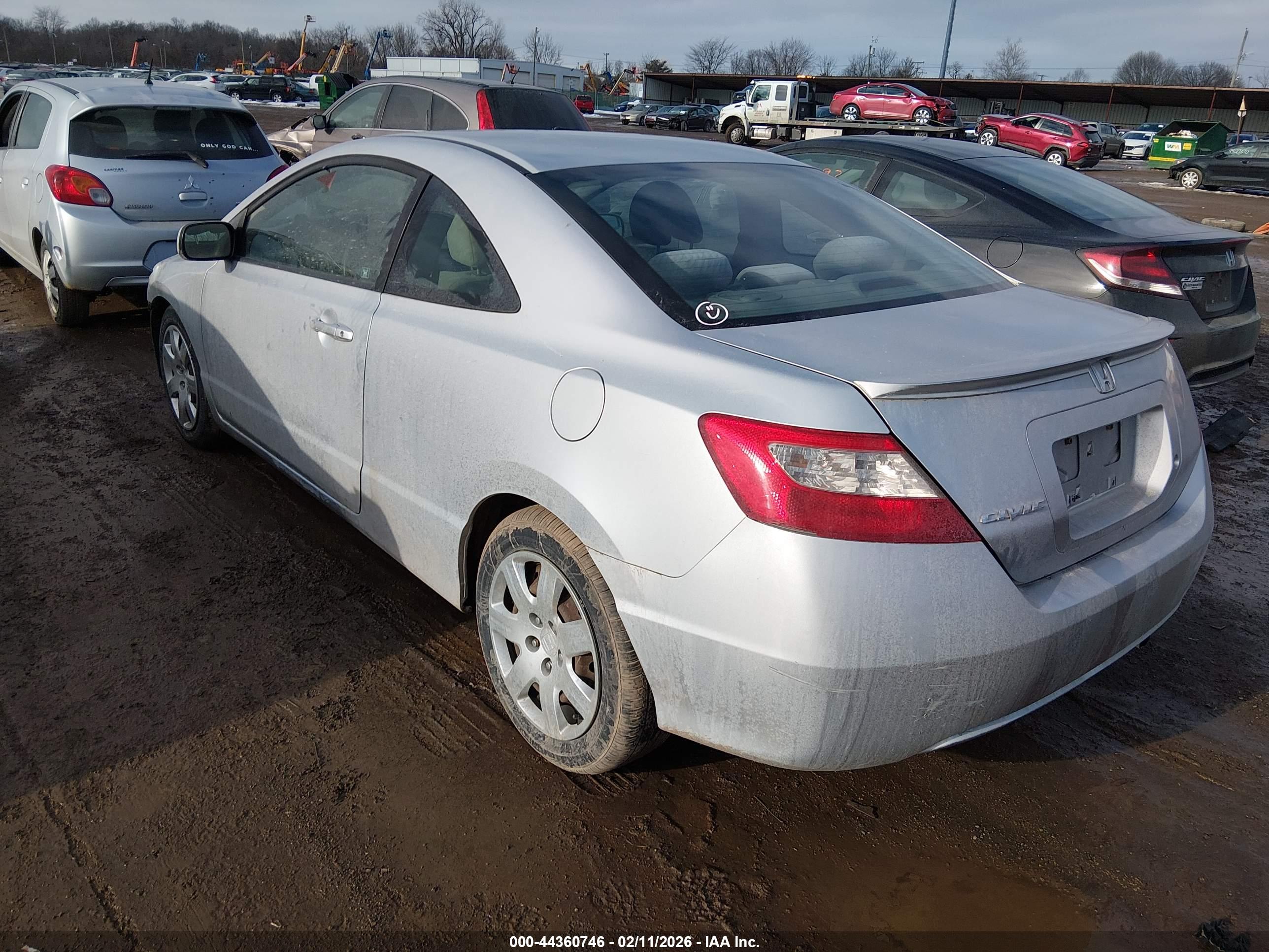 HONDA CIVIC image 3