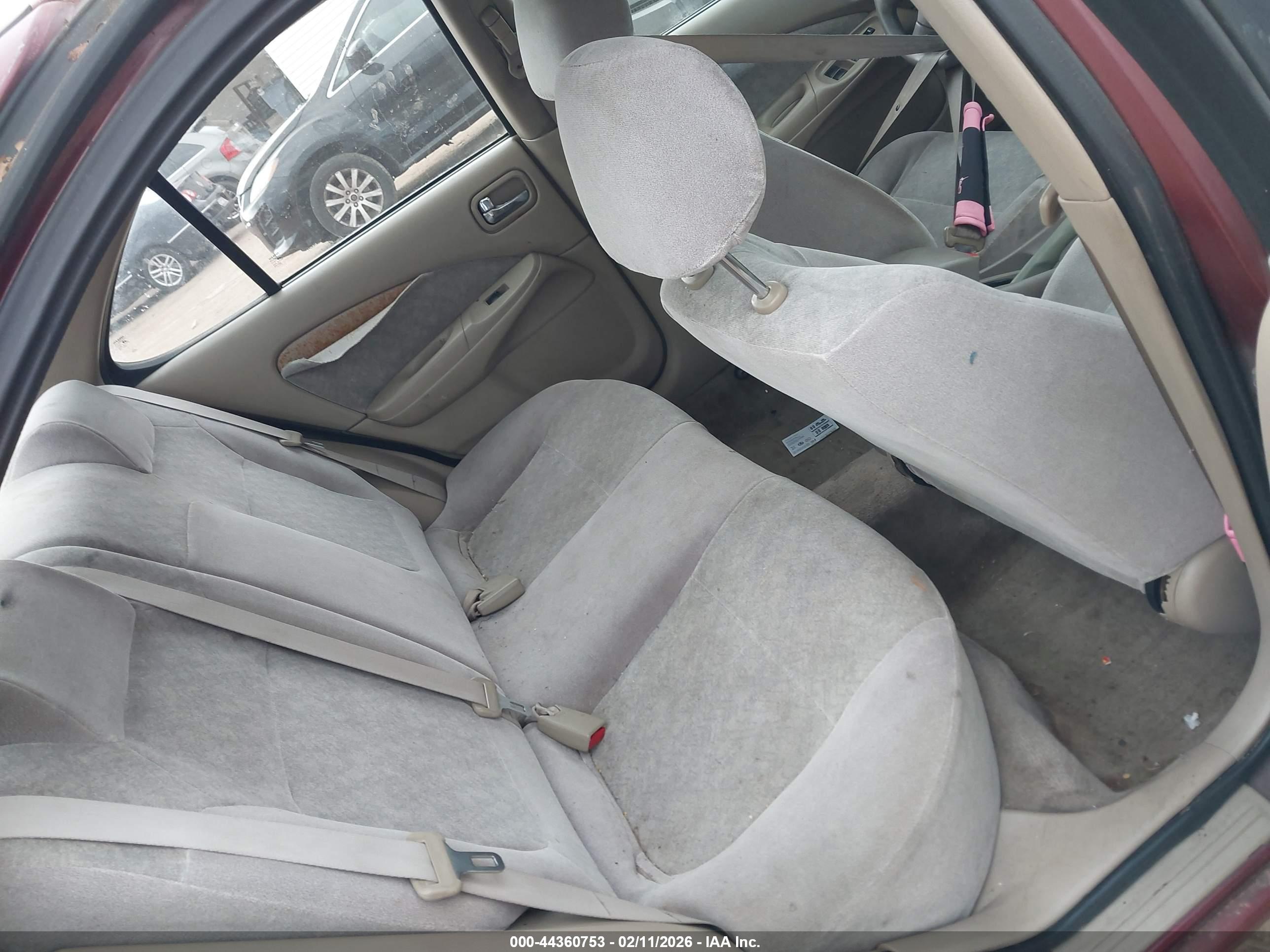 NISSAN SENTRA image 8