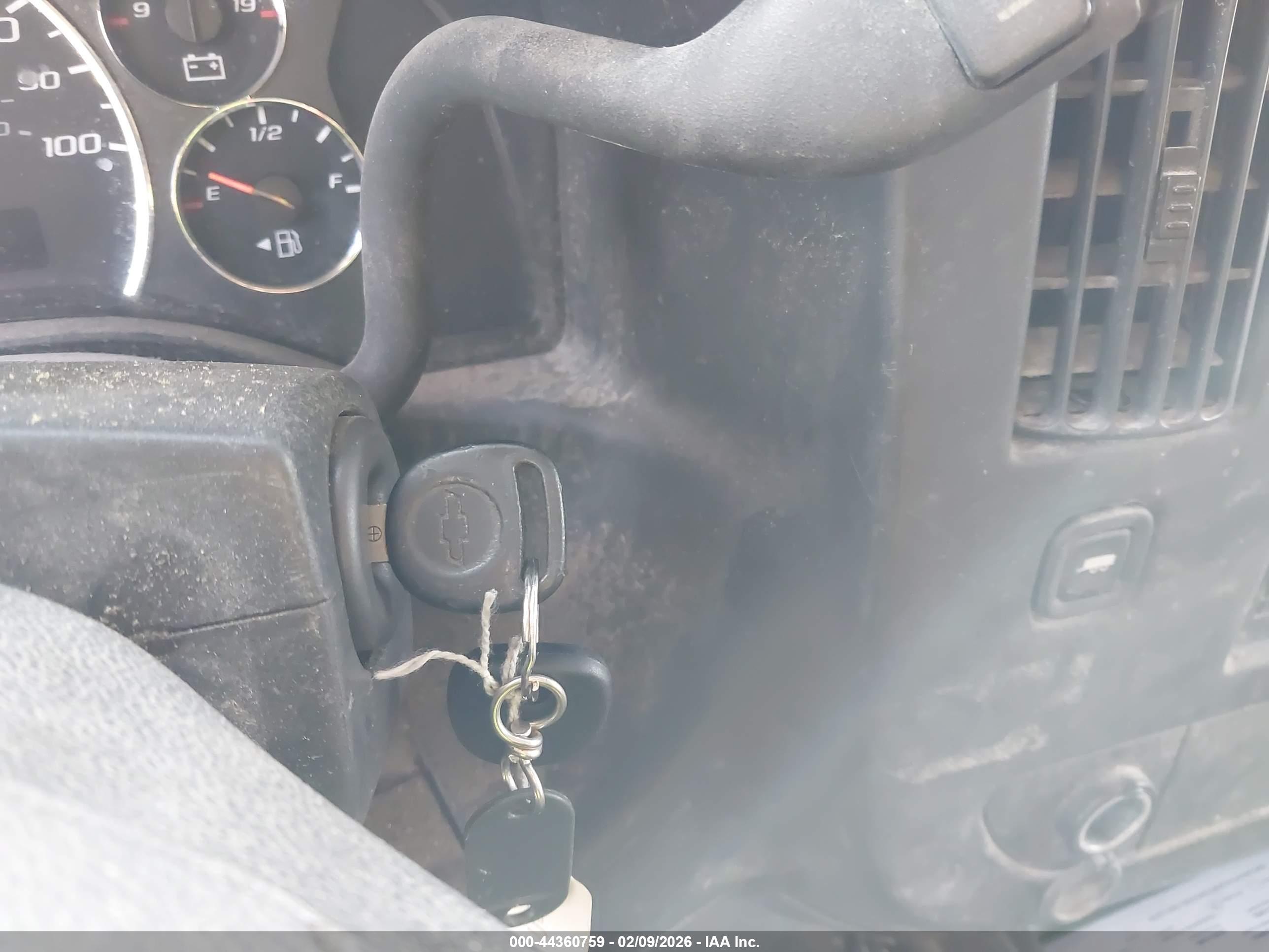 CHEVROLET EXPRESS image 11