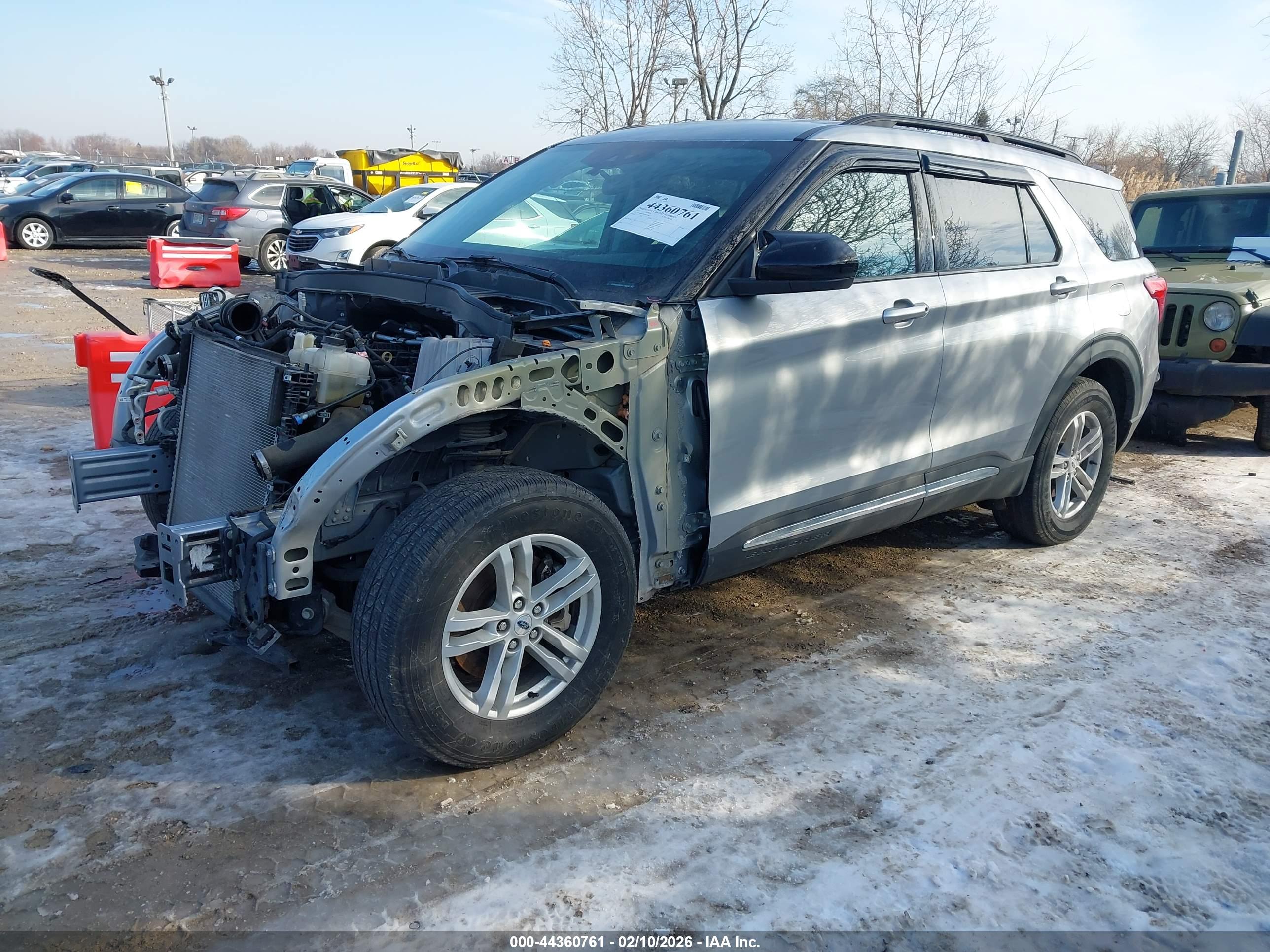 FORD EXPLORER image 2