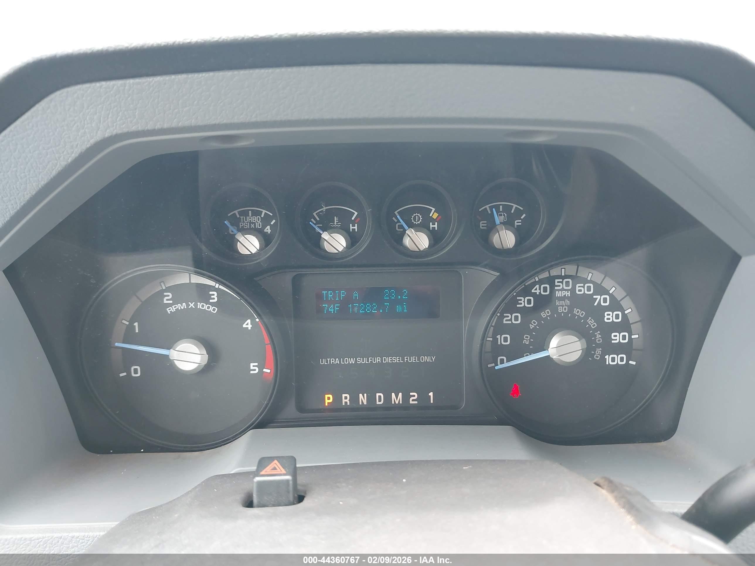 FORD F-450 image 6